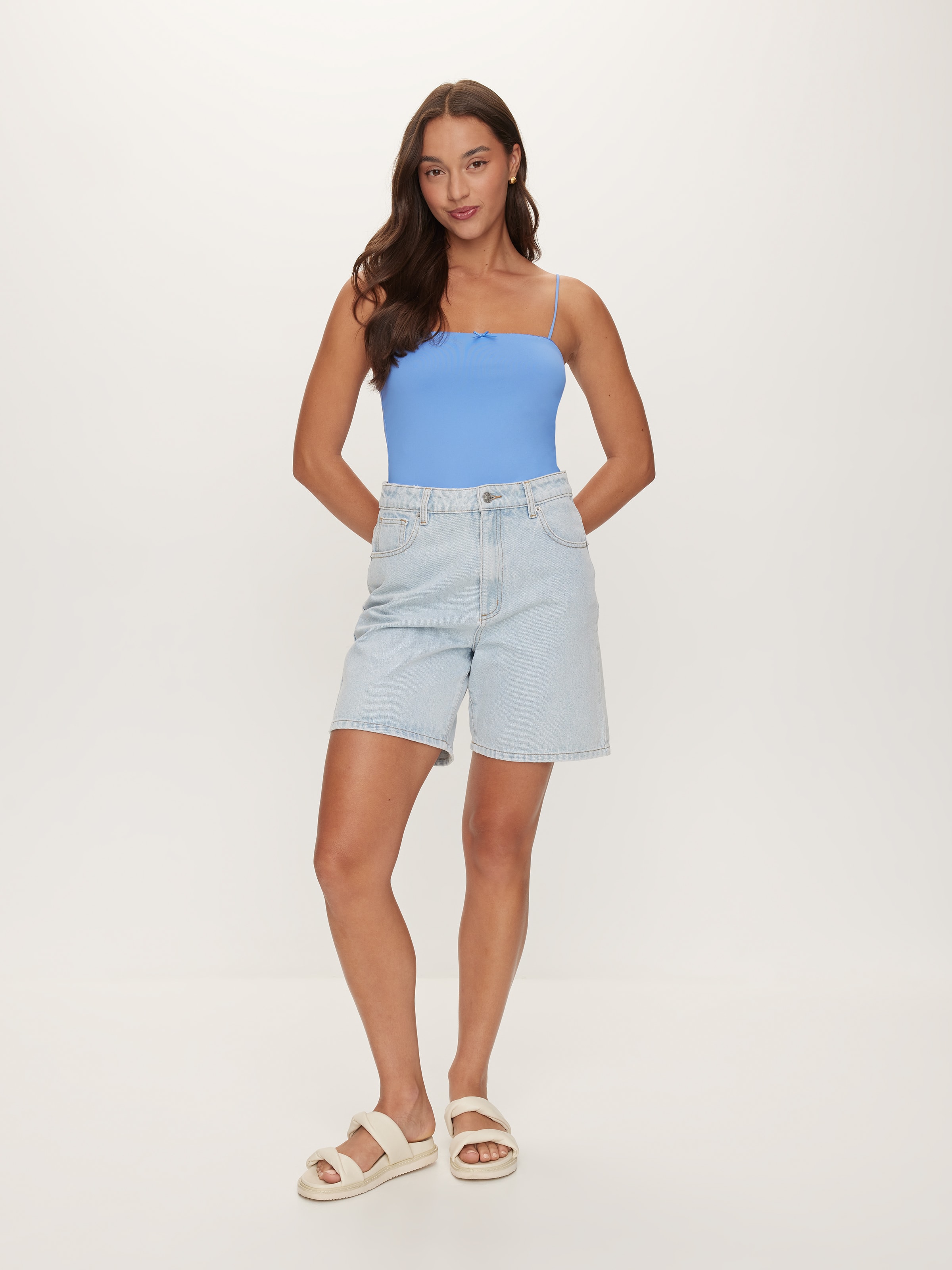 Soft Bow Singlet