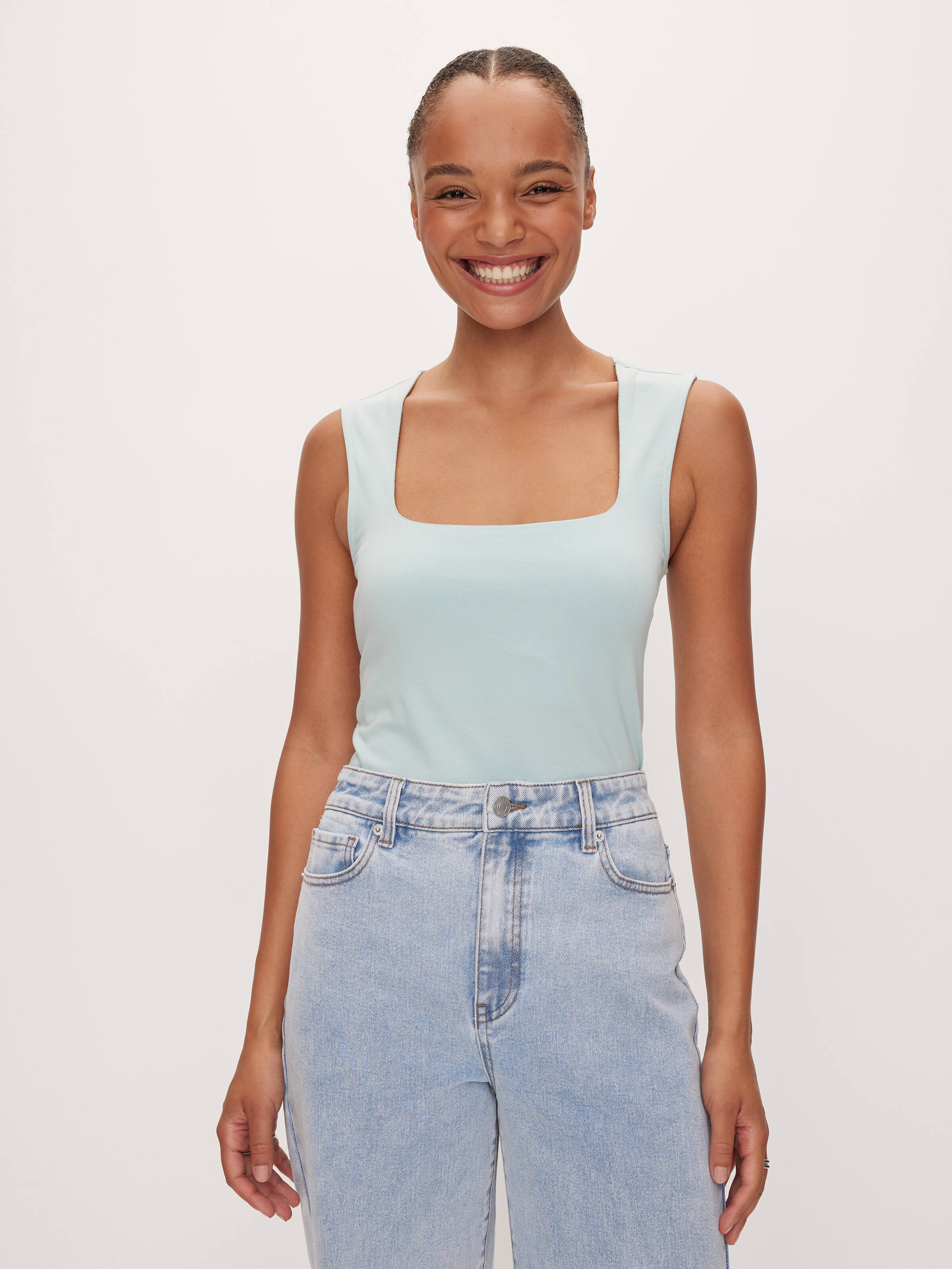 Open Neck Tank