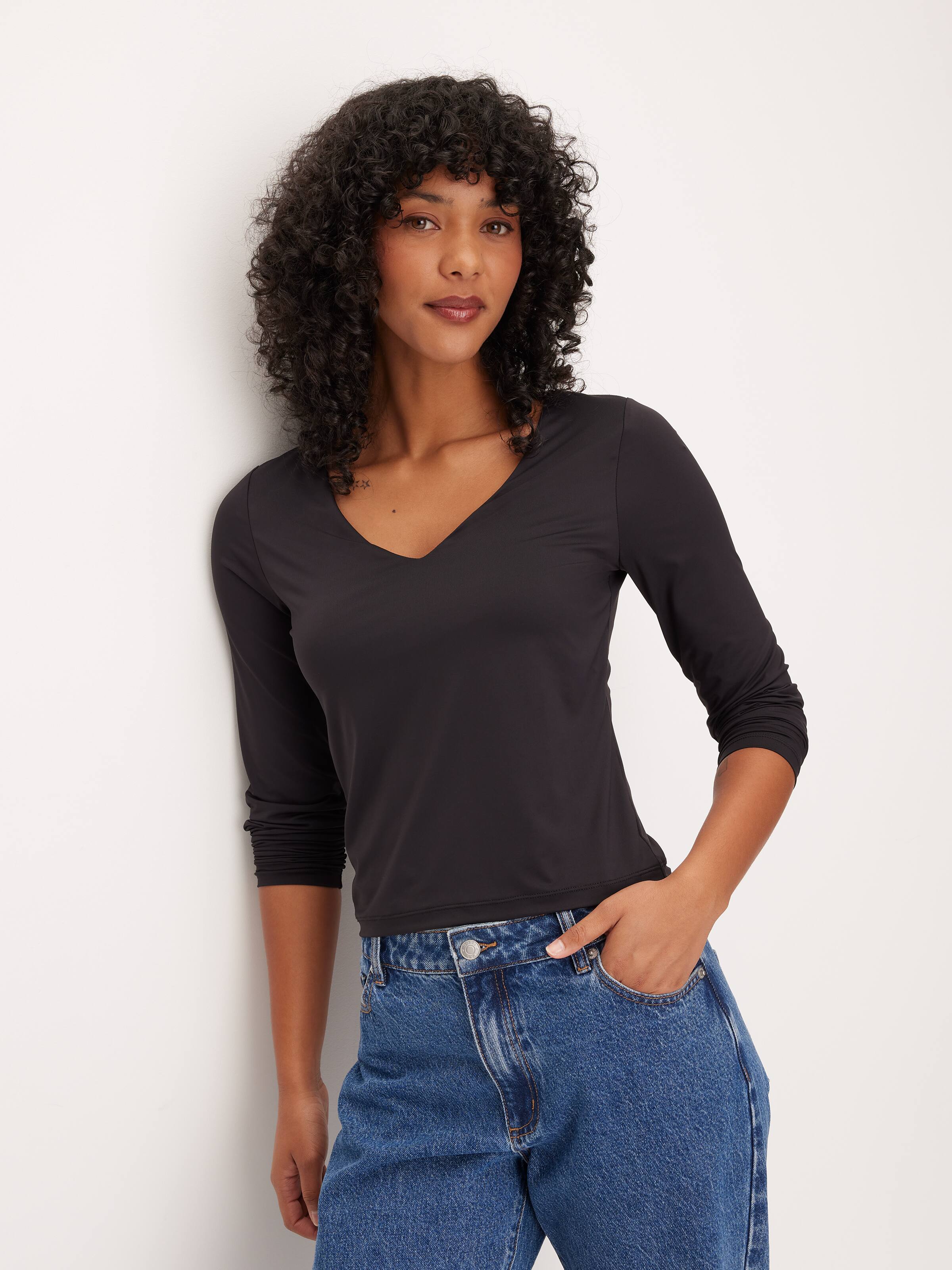 Super Soft V-Neck Long Sleeve Top