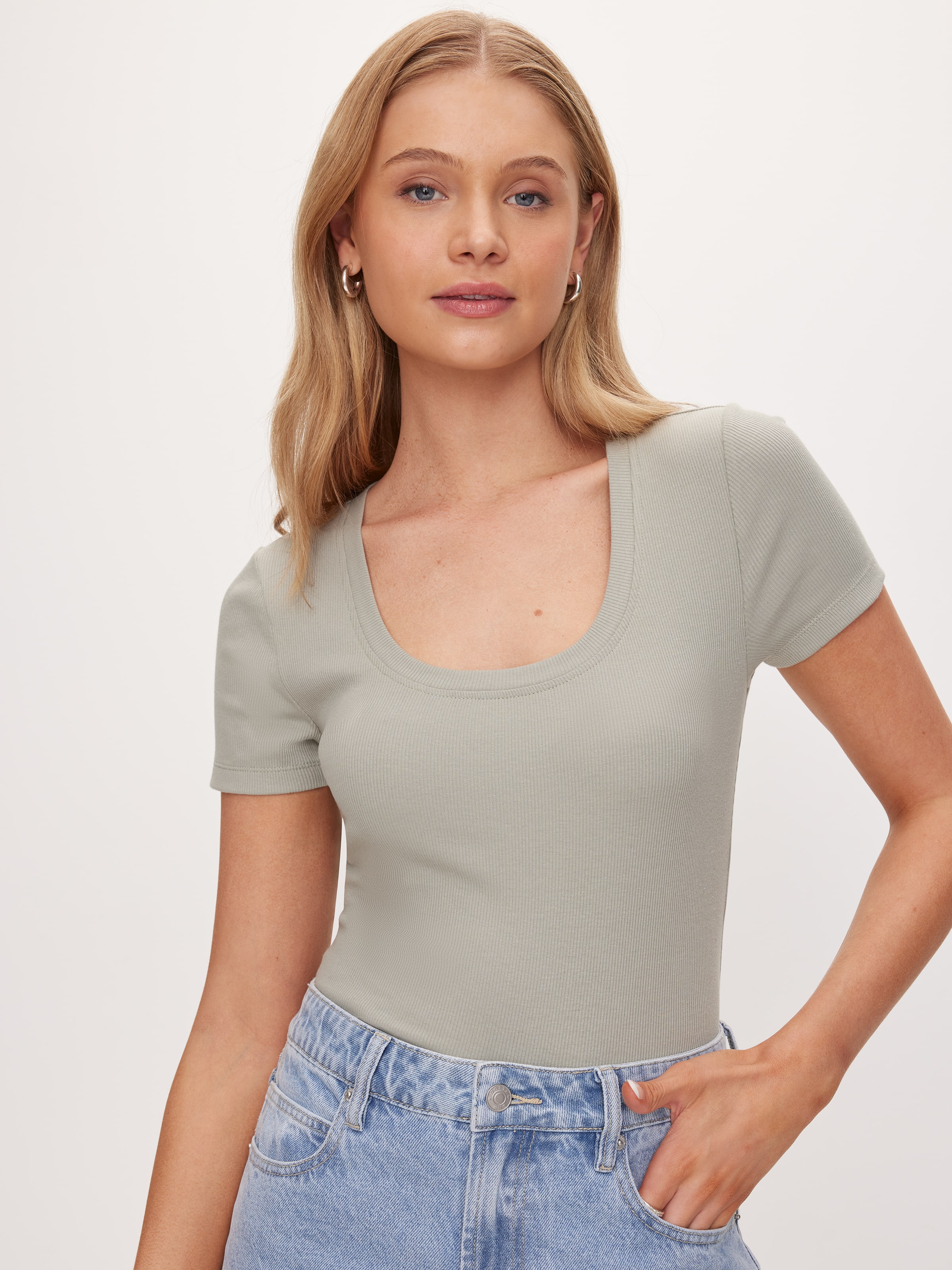 Rib Scoop Neck Tee
