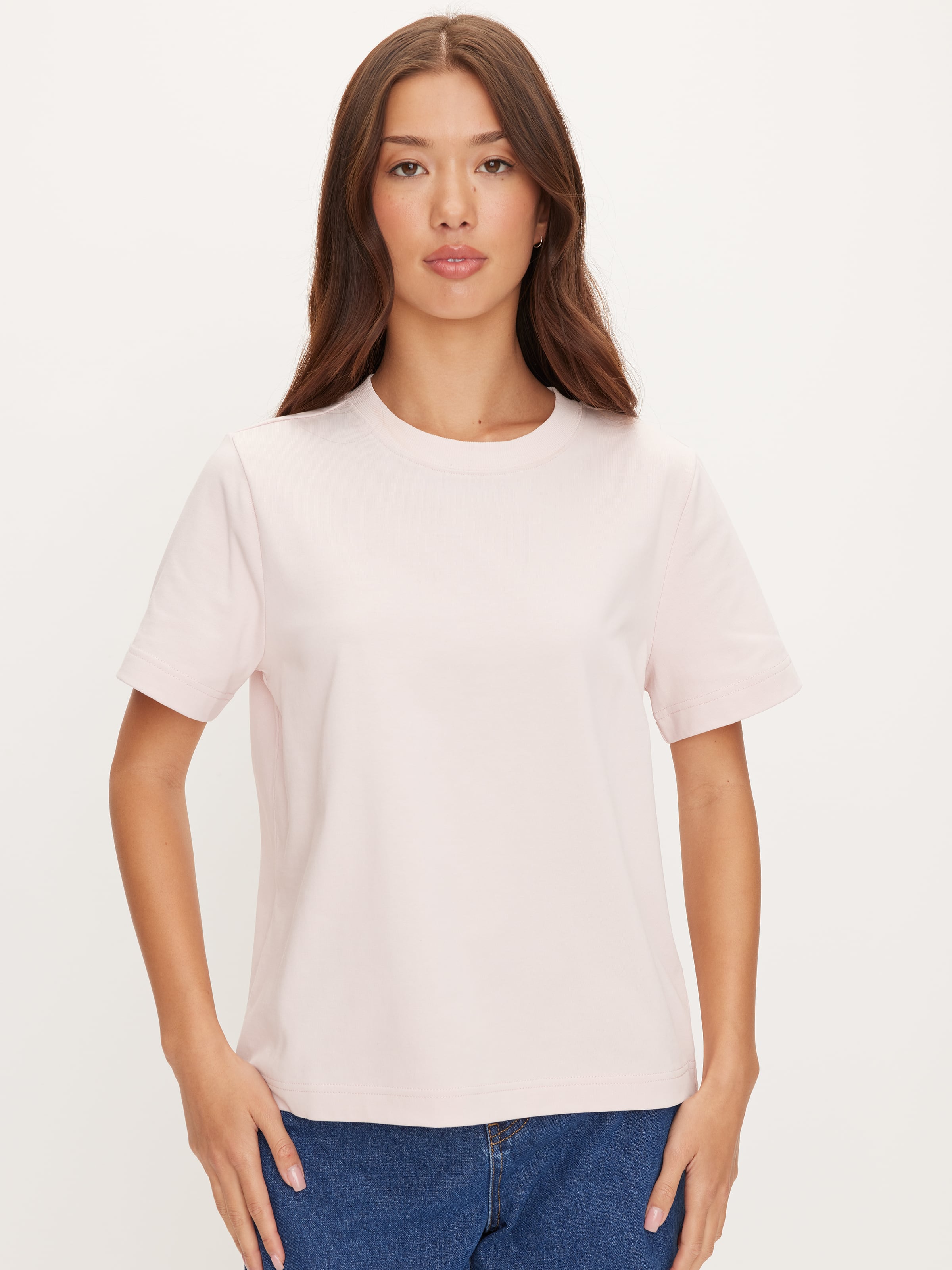 Essential Tee