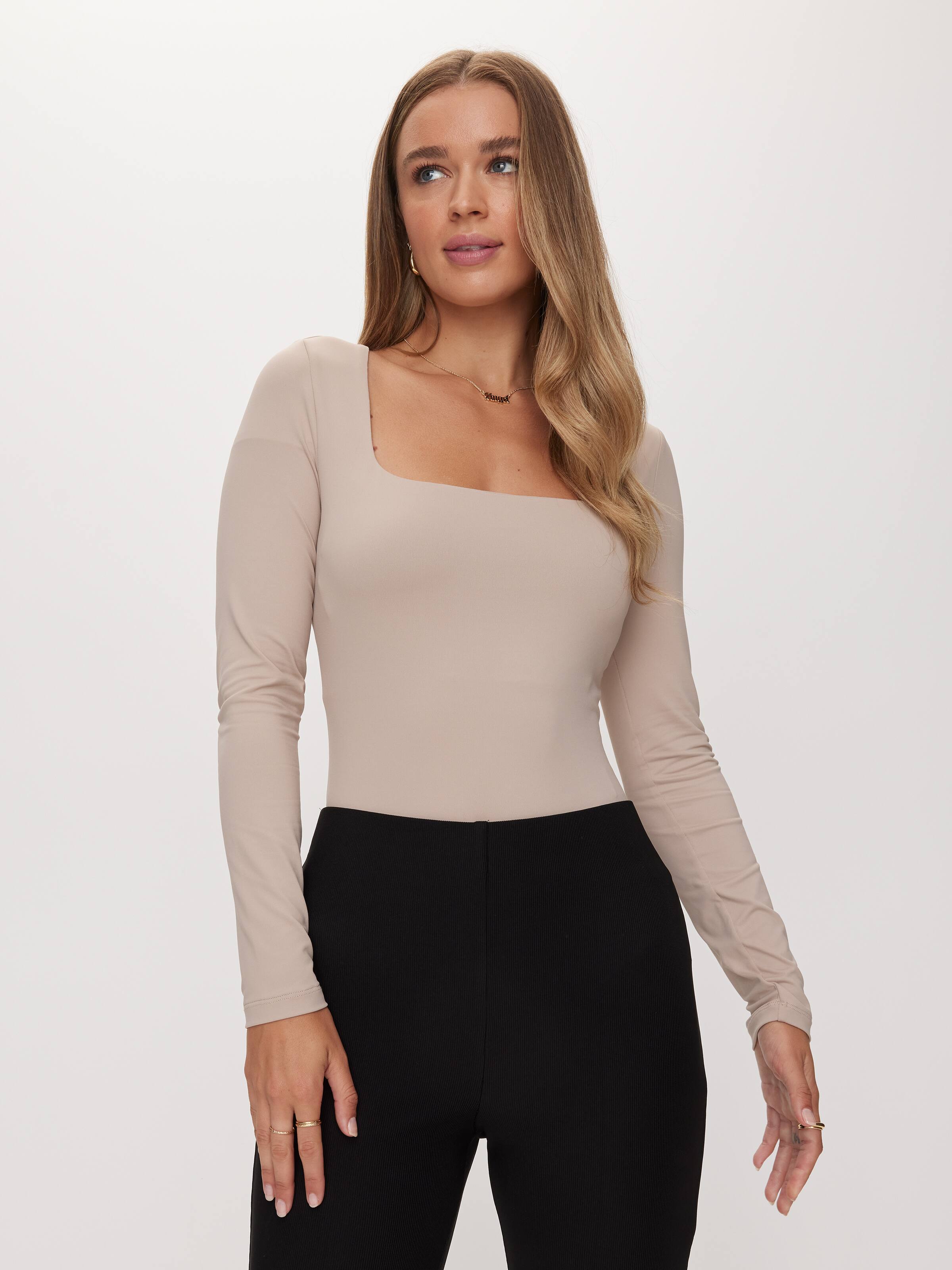 Soft Square Neck Long Sleeve