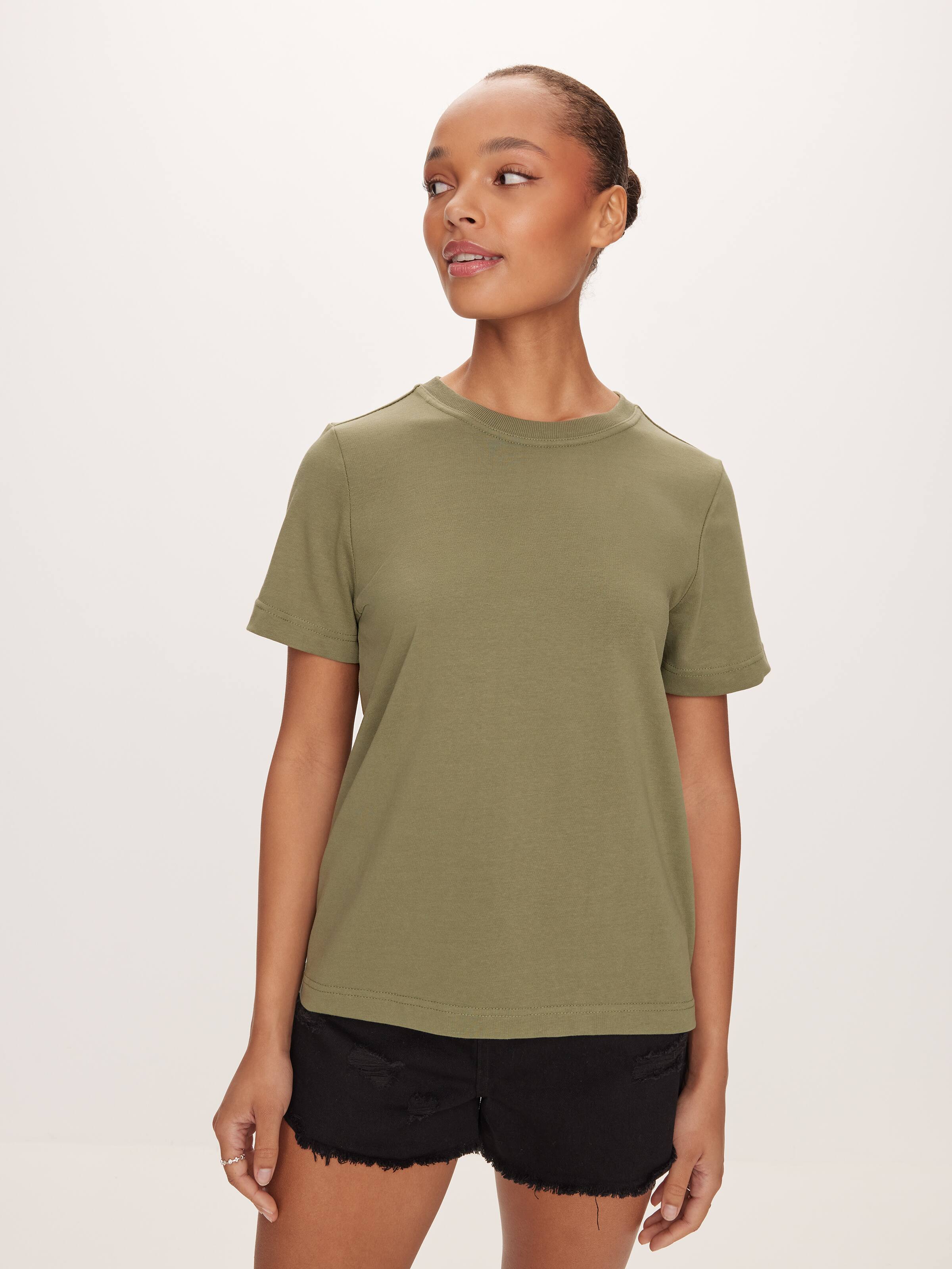 Relaxed Everyday Tee