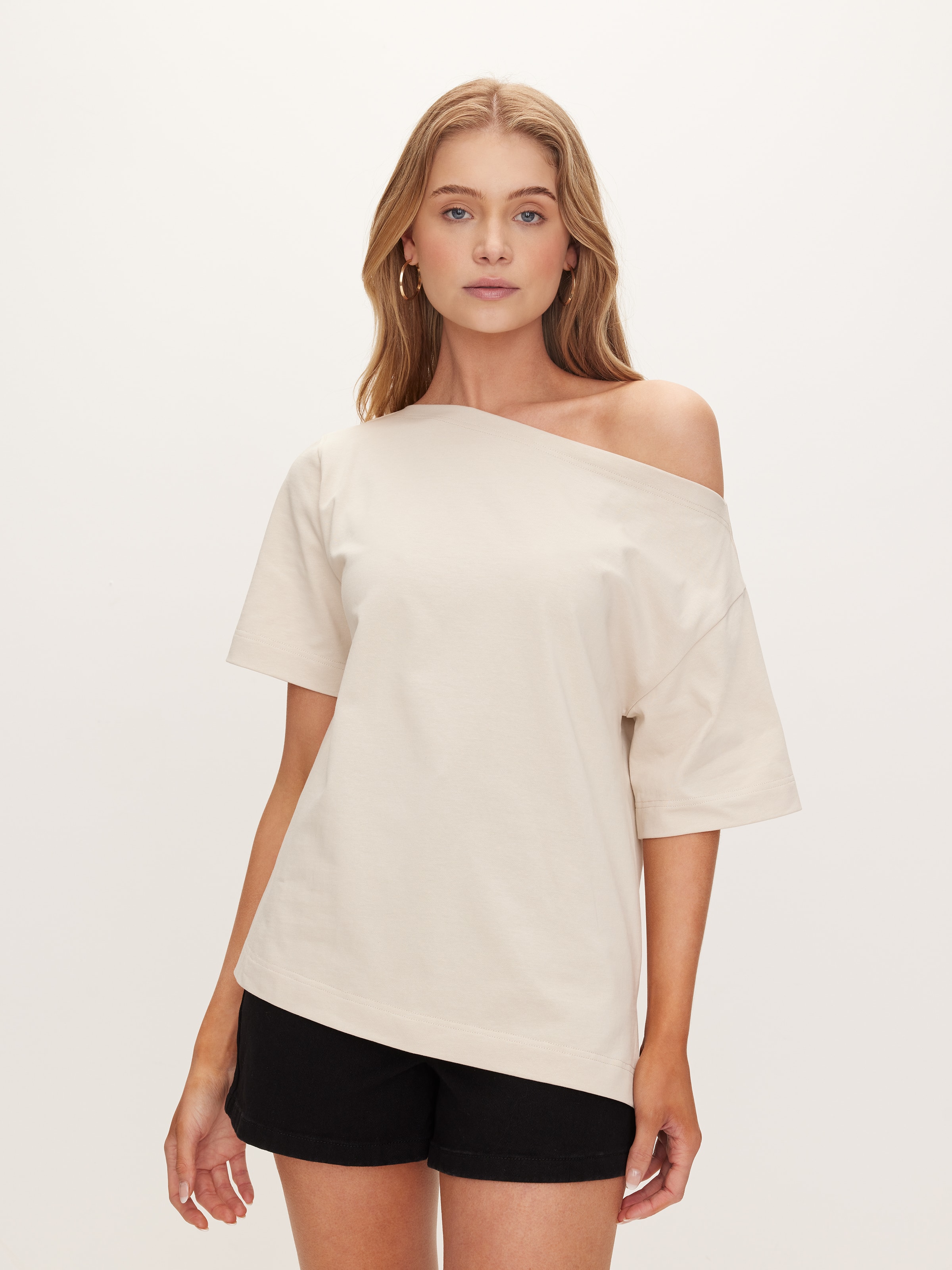 Asymm Essential Tee