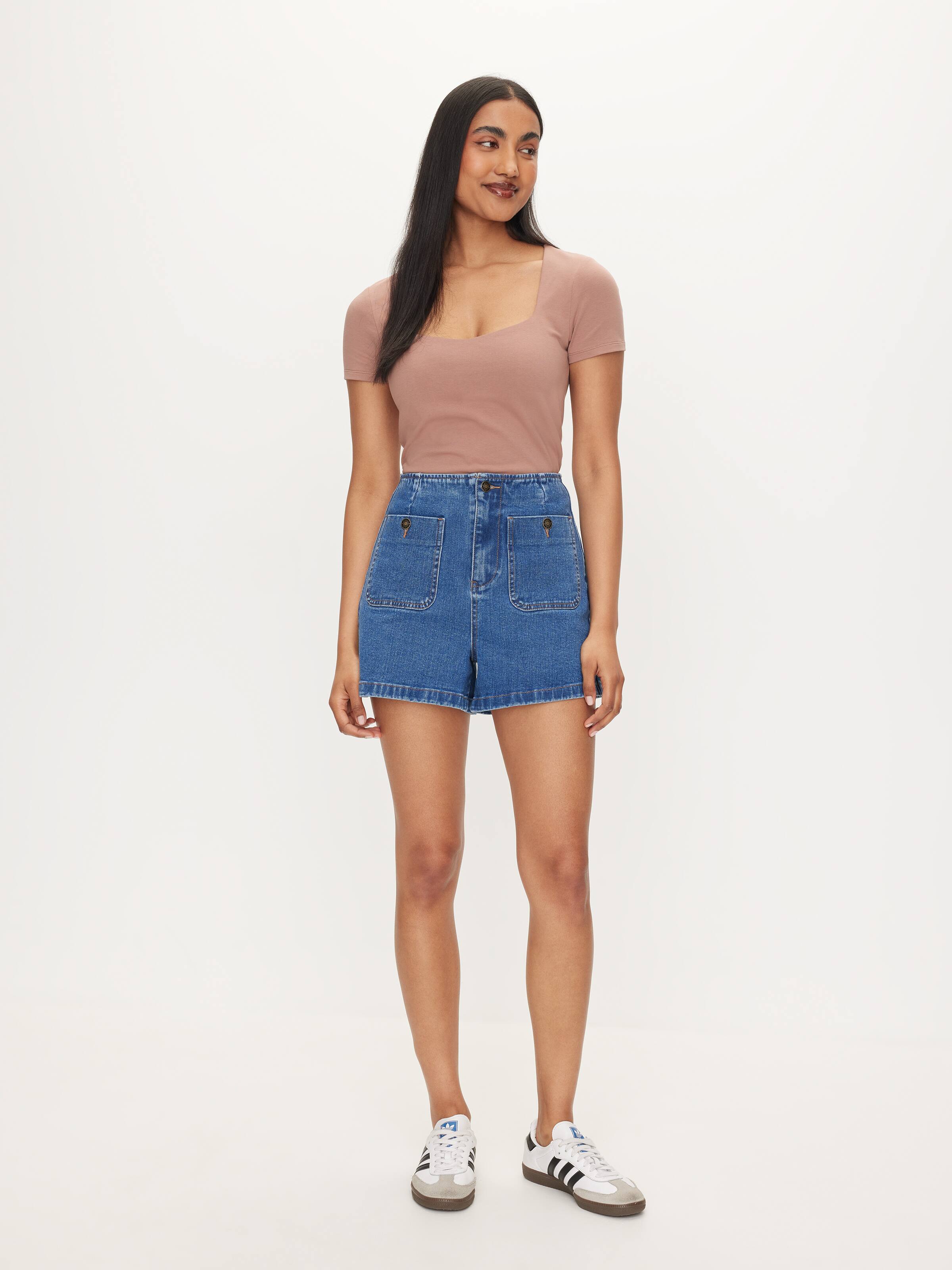 Square V-Neck Short Sleeve Tee