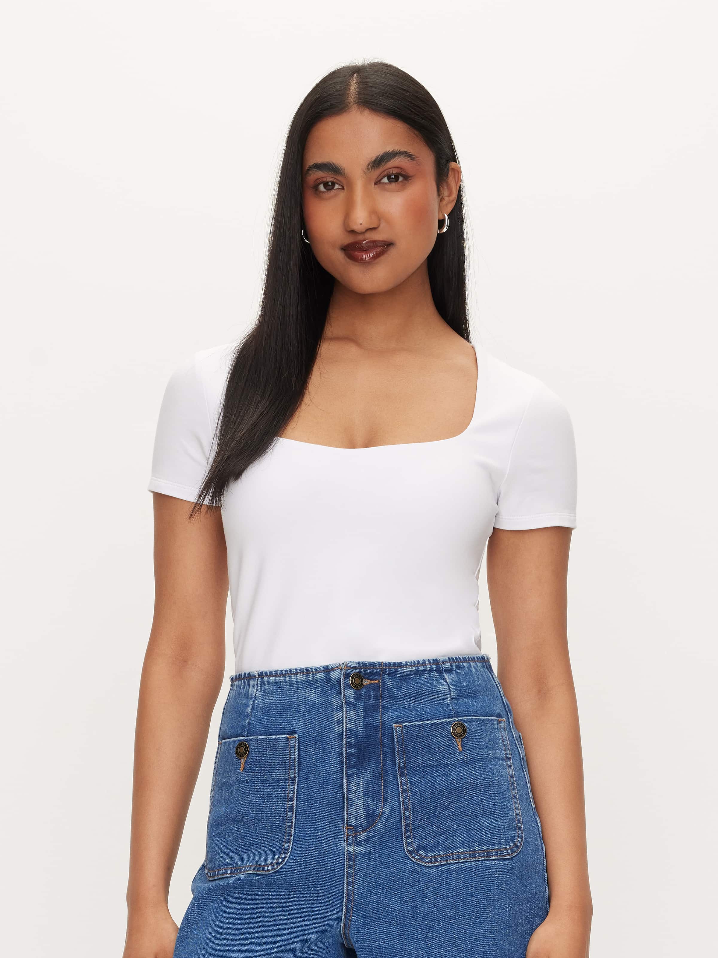 Square V-Neck Short Sleeve Tee