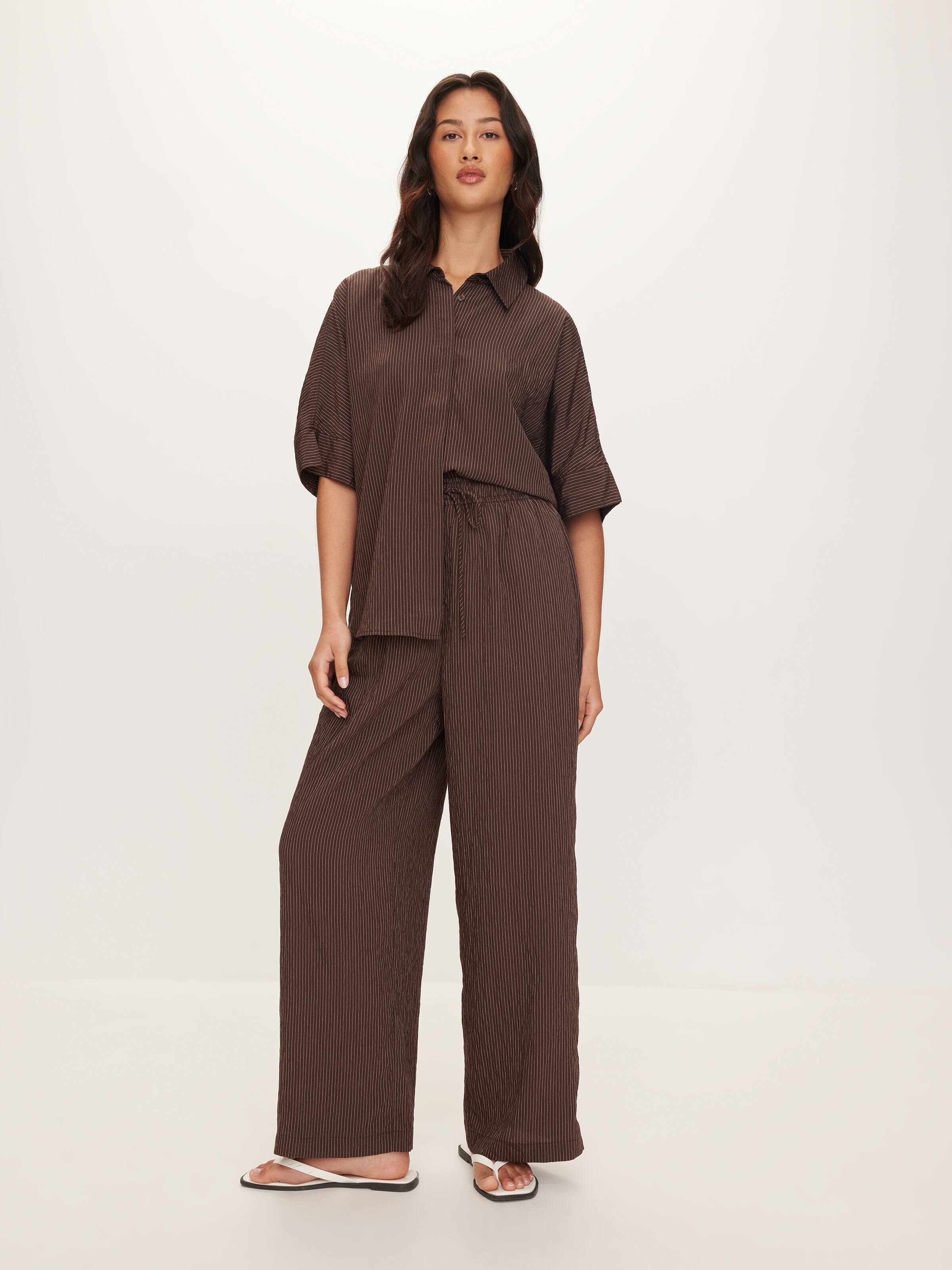 Lily Crinkle Short Sleeve Shirt