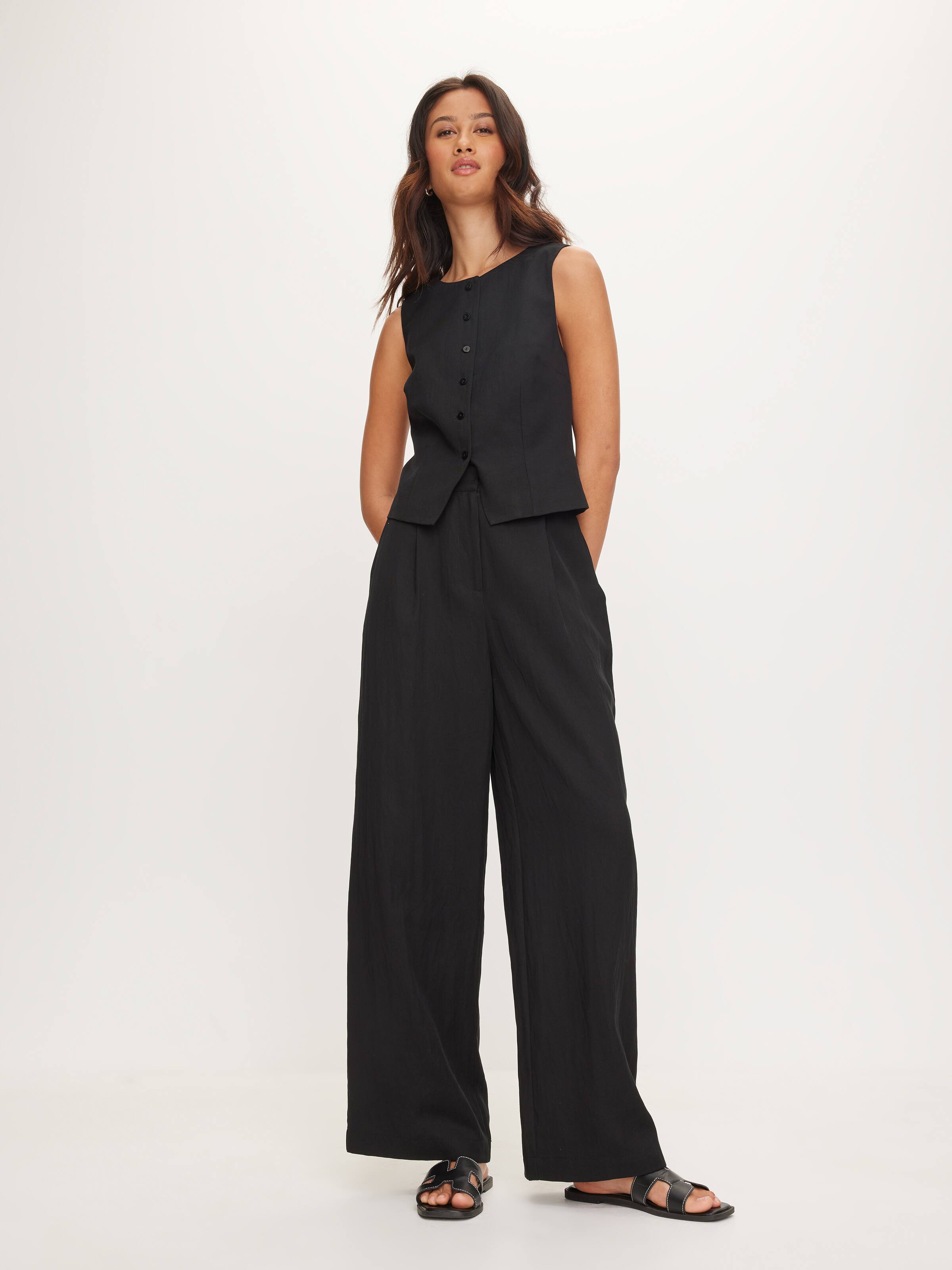 Cheska Vest
