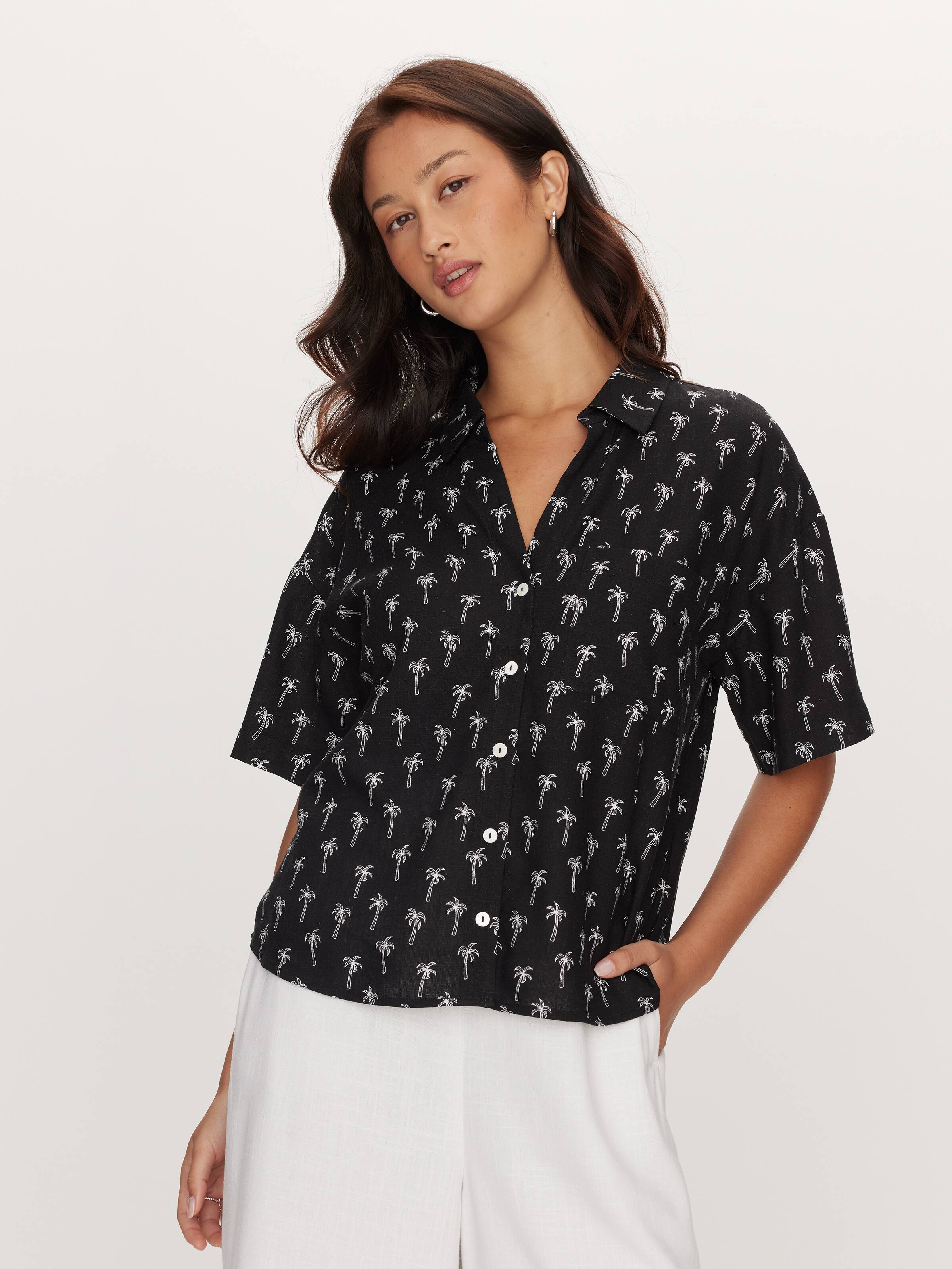 Dylan Pocket Front Shirt