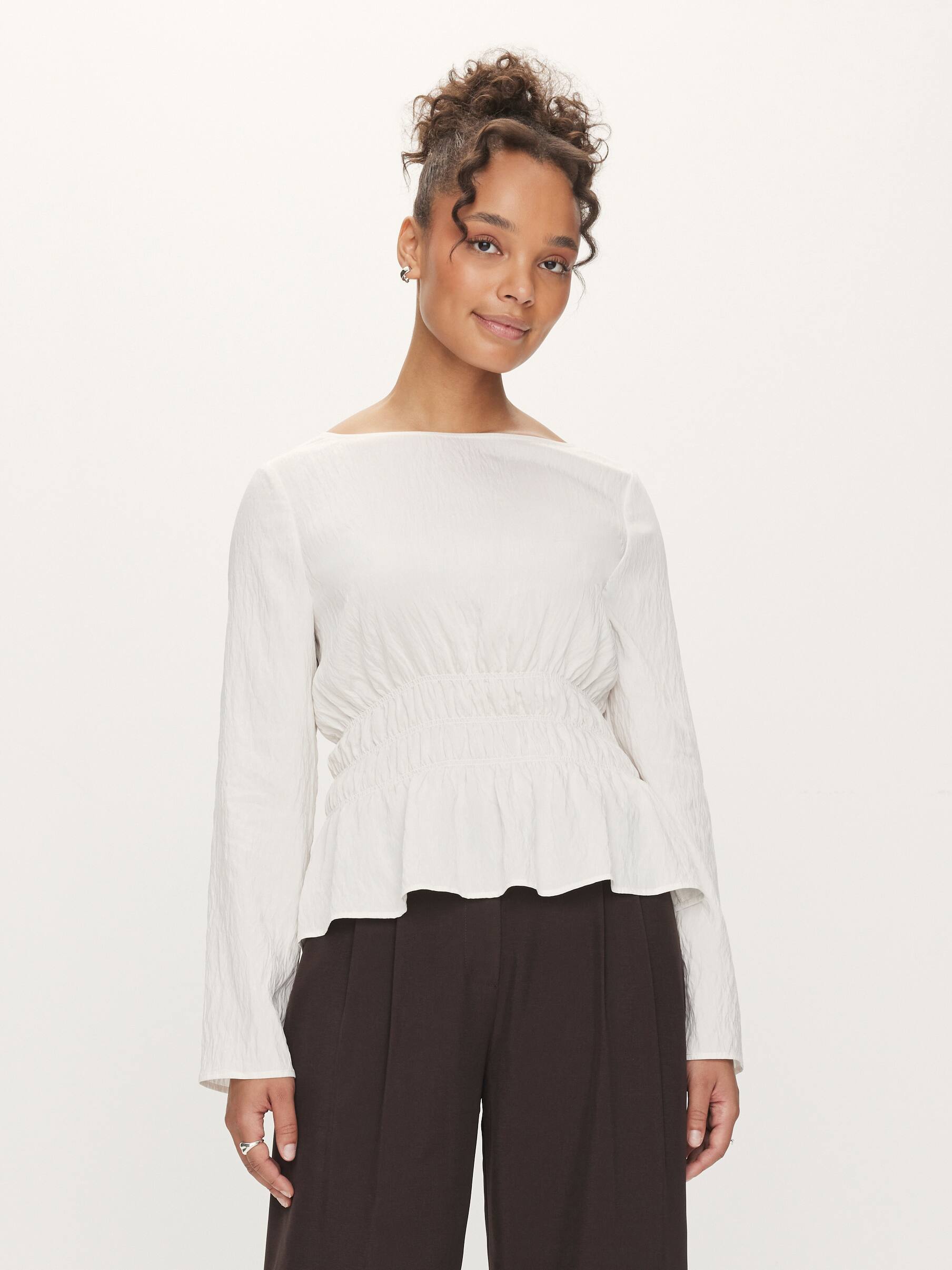 Lainey Long Sleeve Shirred Top