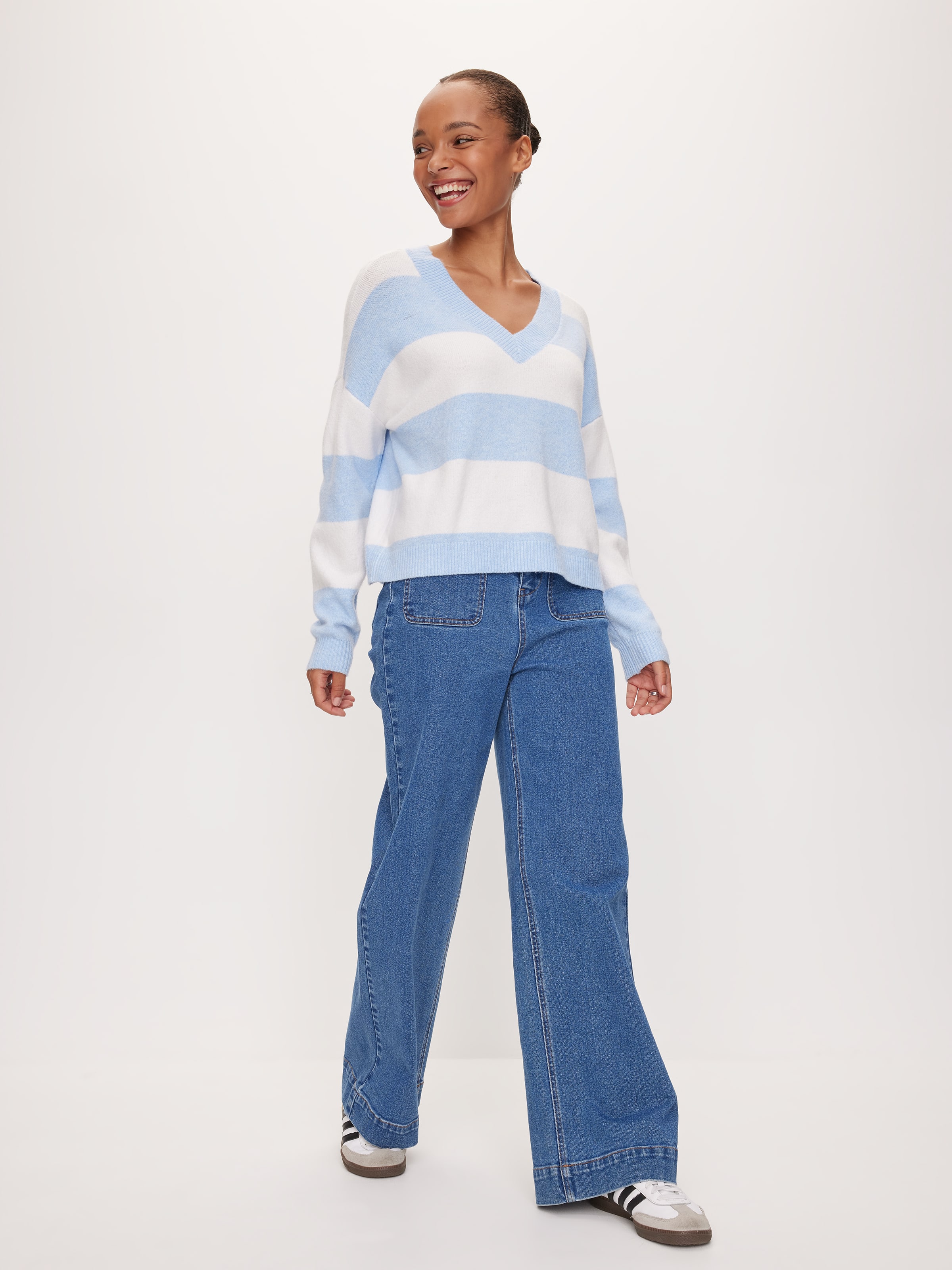 Molly Soft V-Neck Knit