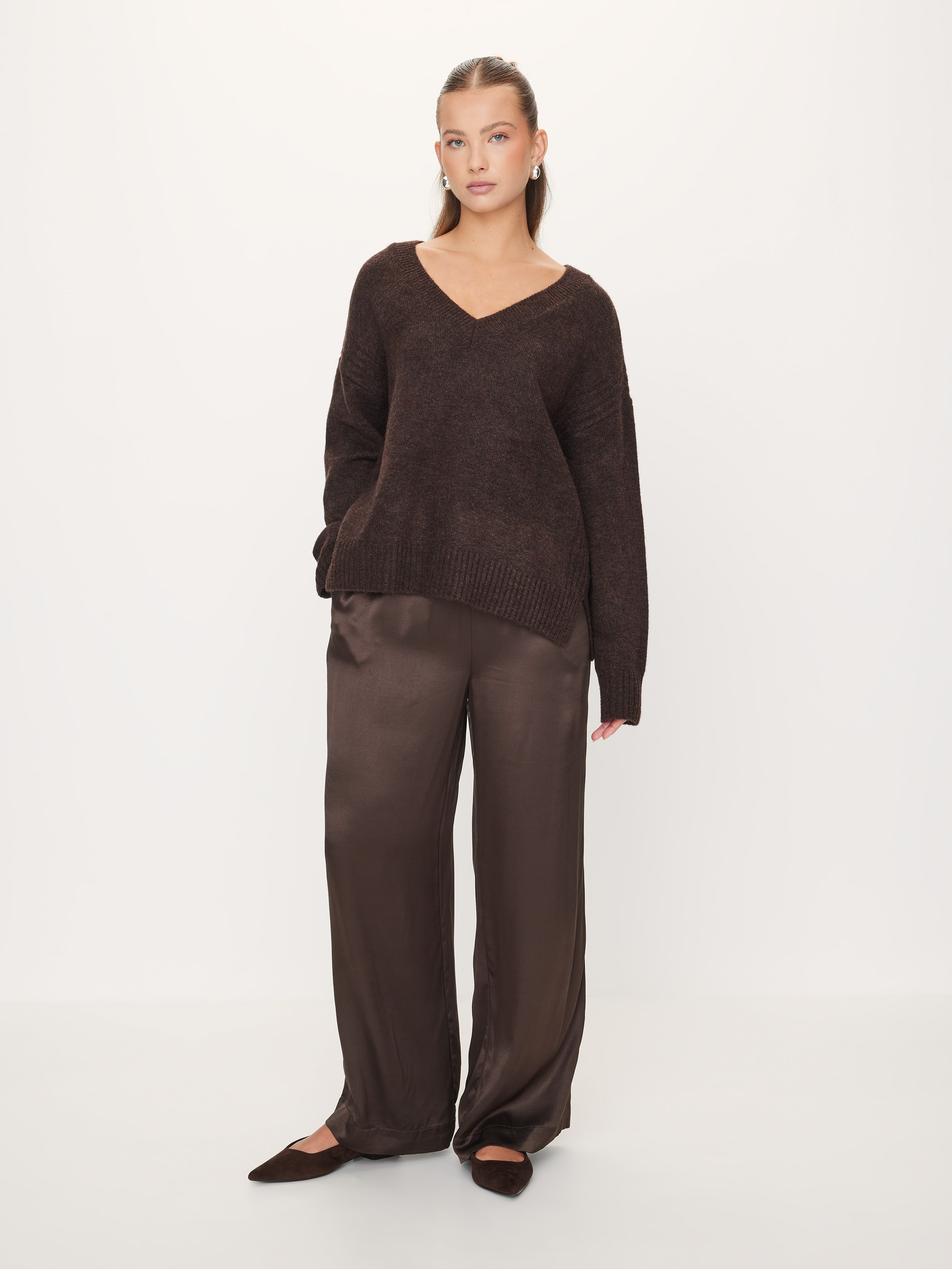 Astra V-Neck Relaxed Knit