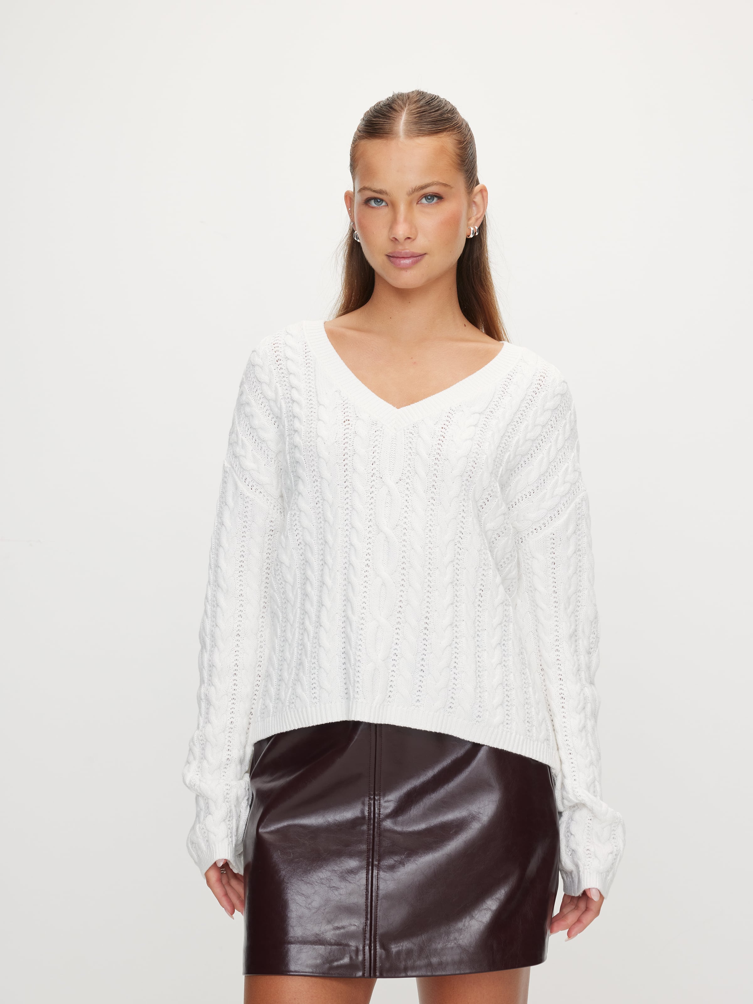 Alba V-Neck Cable Long Sleeve Knit