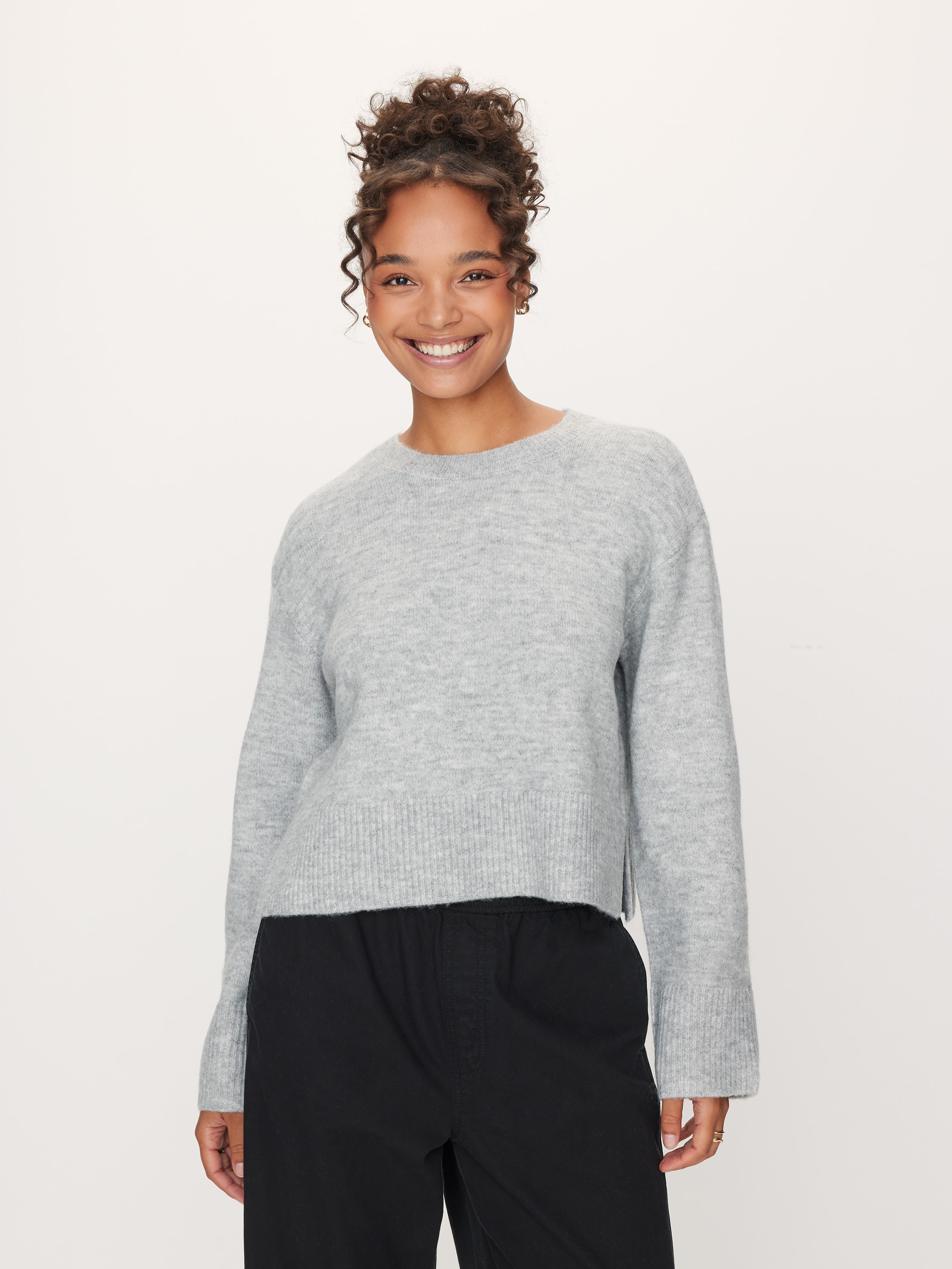 Liana Easy Long Sleeve Pullover