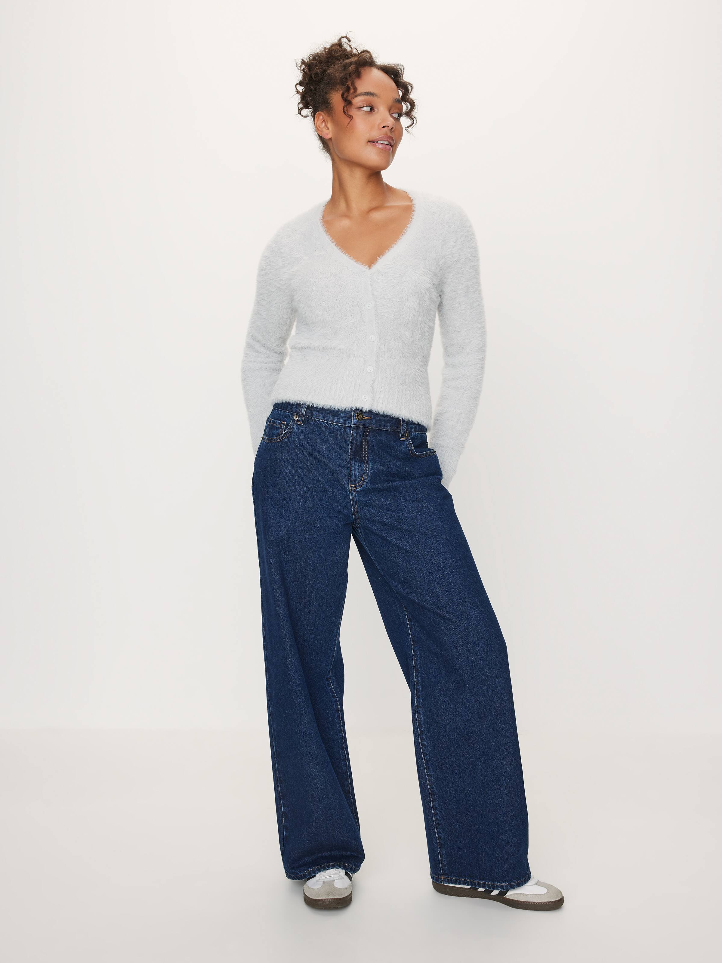 Cora V-Neck Long Sleeve Fluffy Cardi