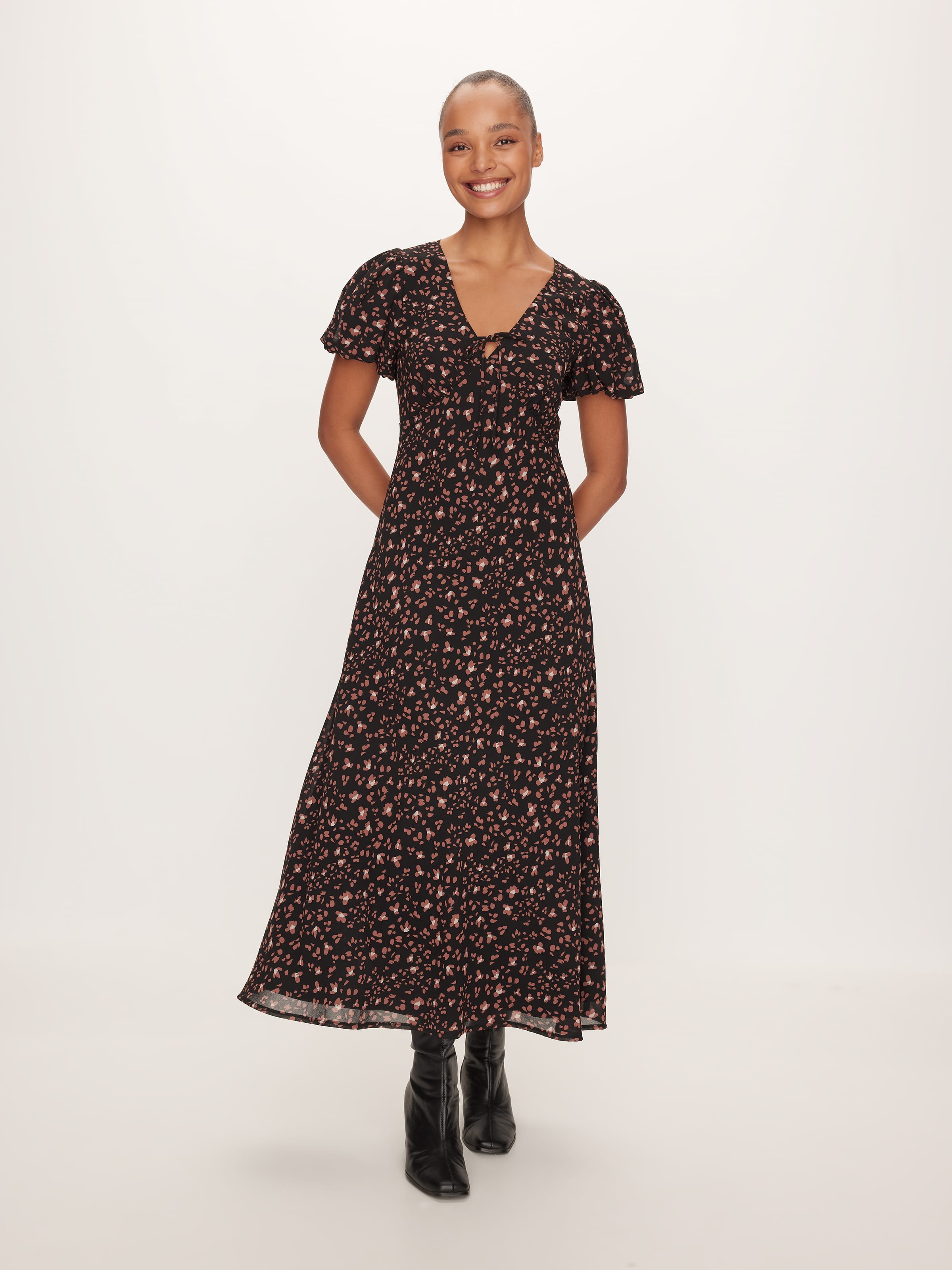 Aster Short Sleeve  Midi