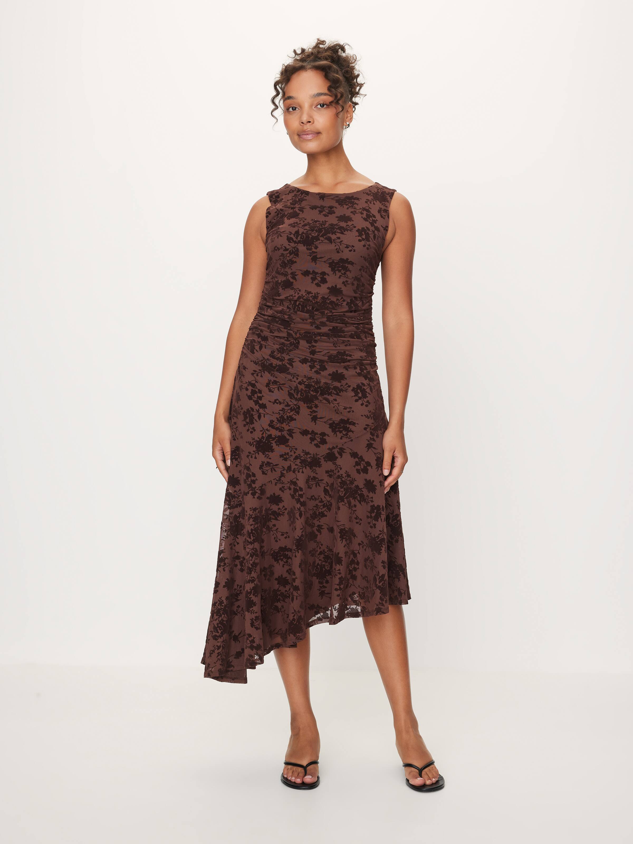 Juni Short Sleeve Mesh Midi Dress