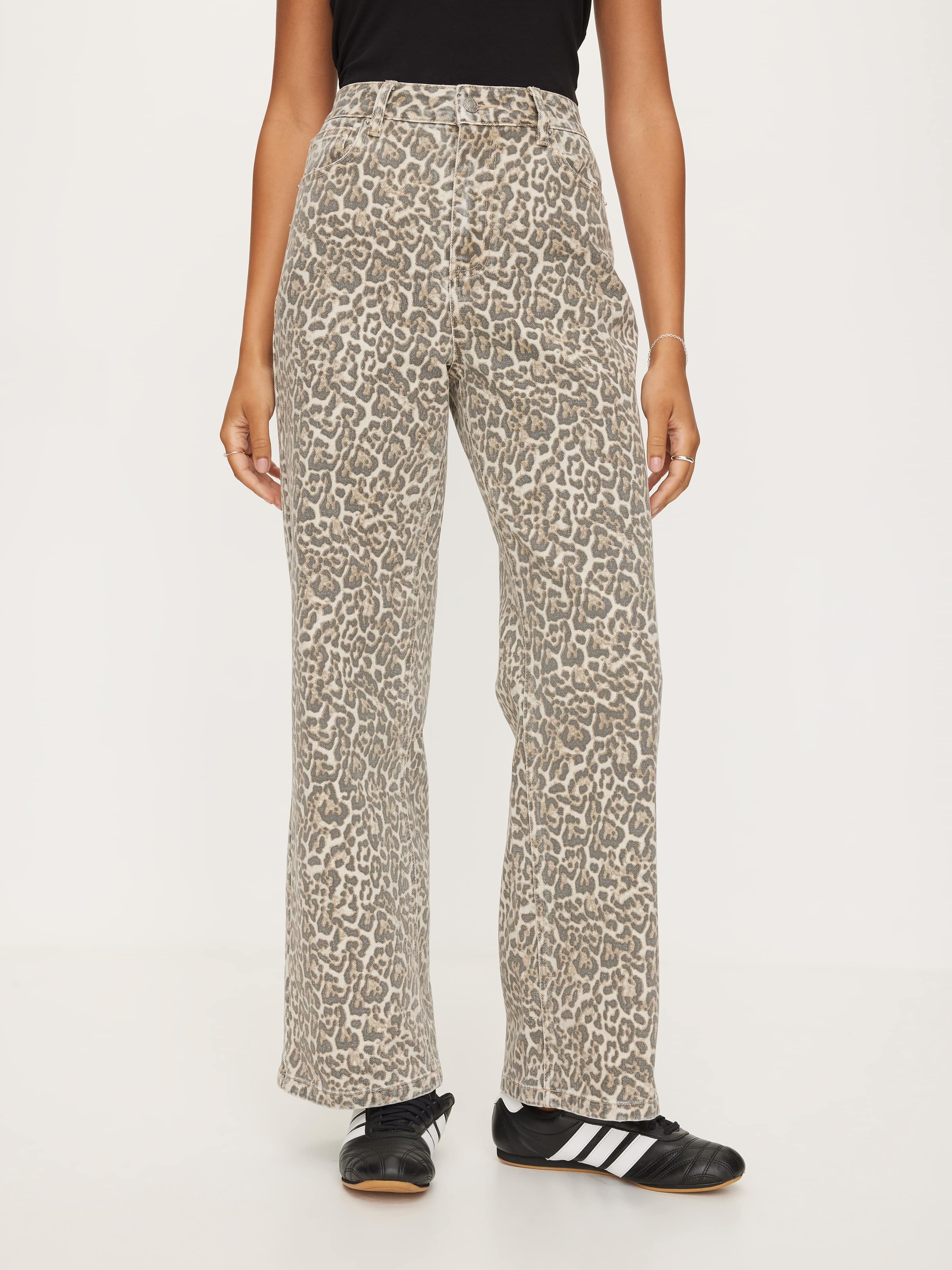 Rae Wide Leg Jean