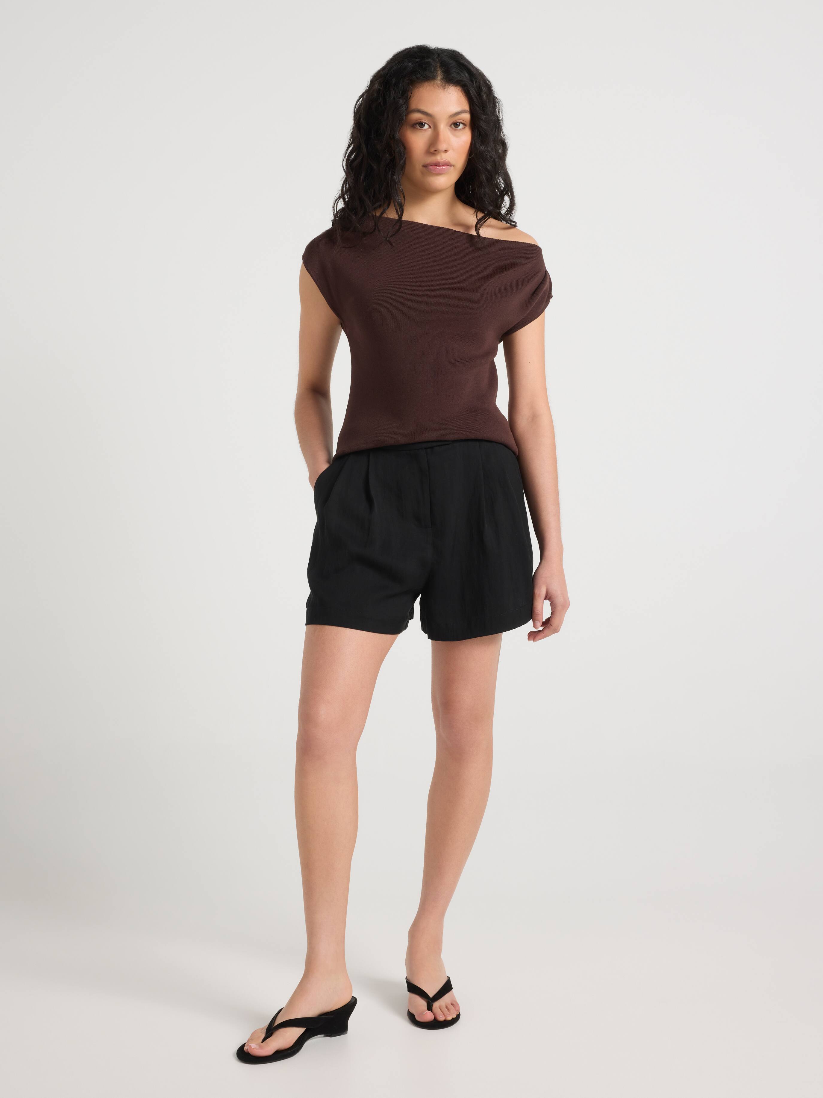 Charlotte Rib Assymmetric Top