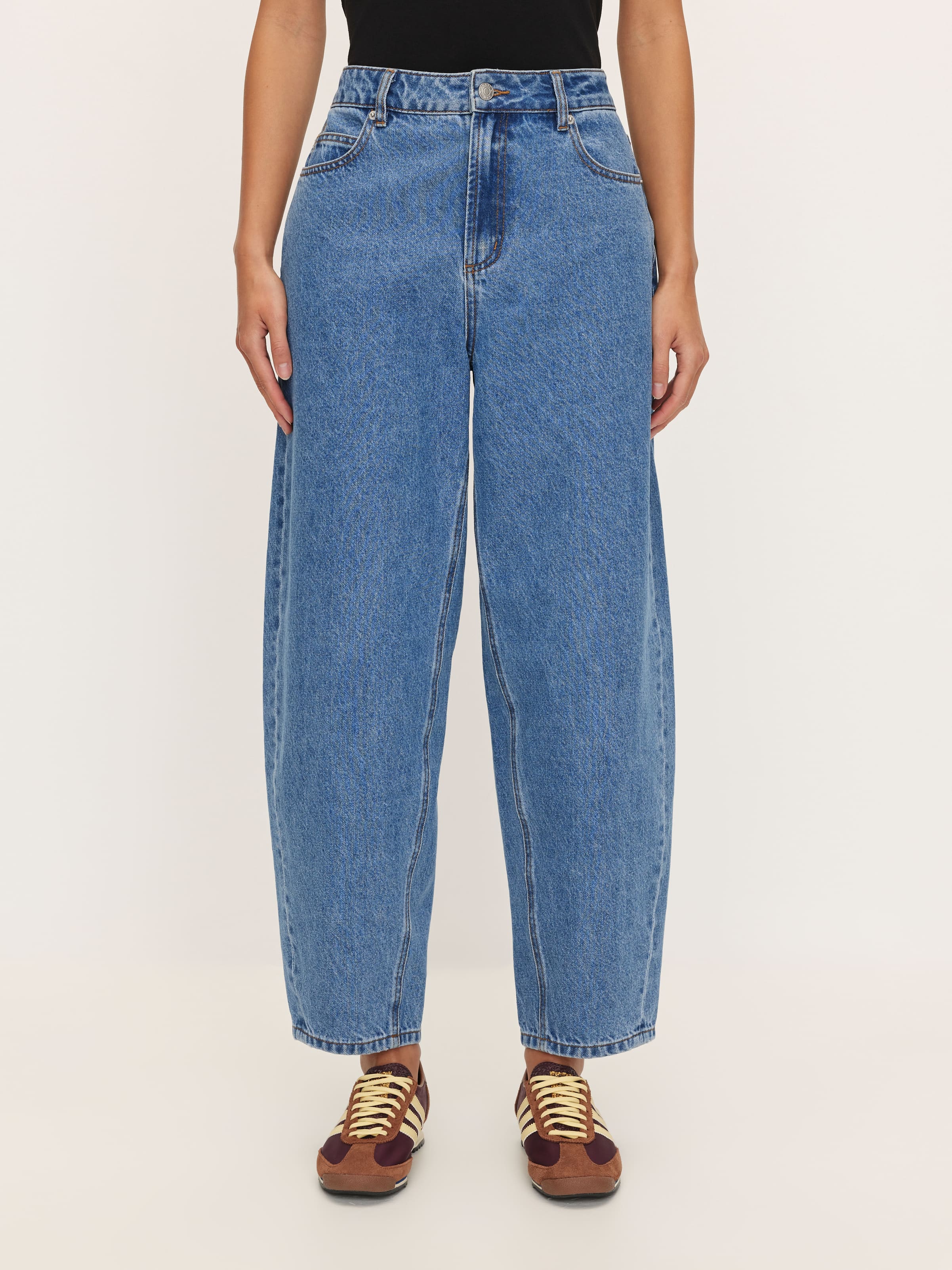 Jade Barrel Leg Jean