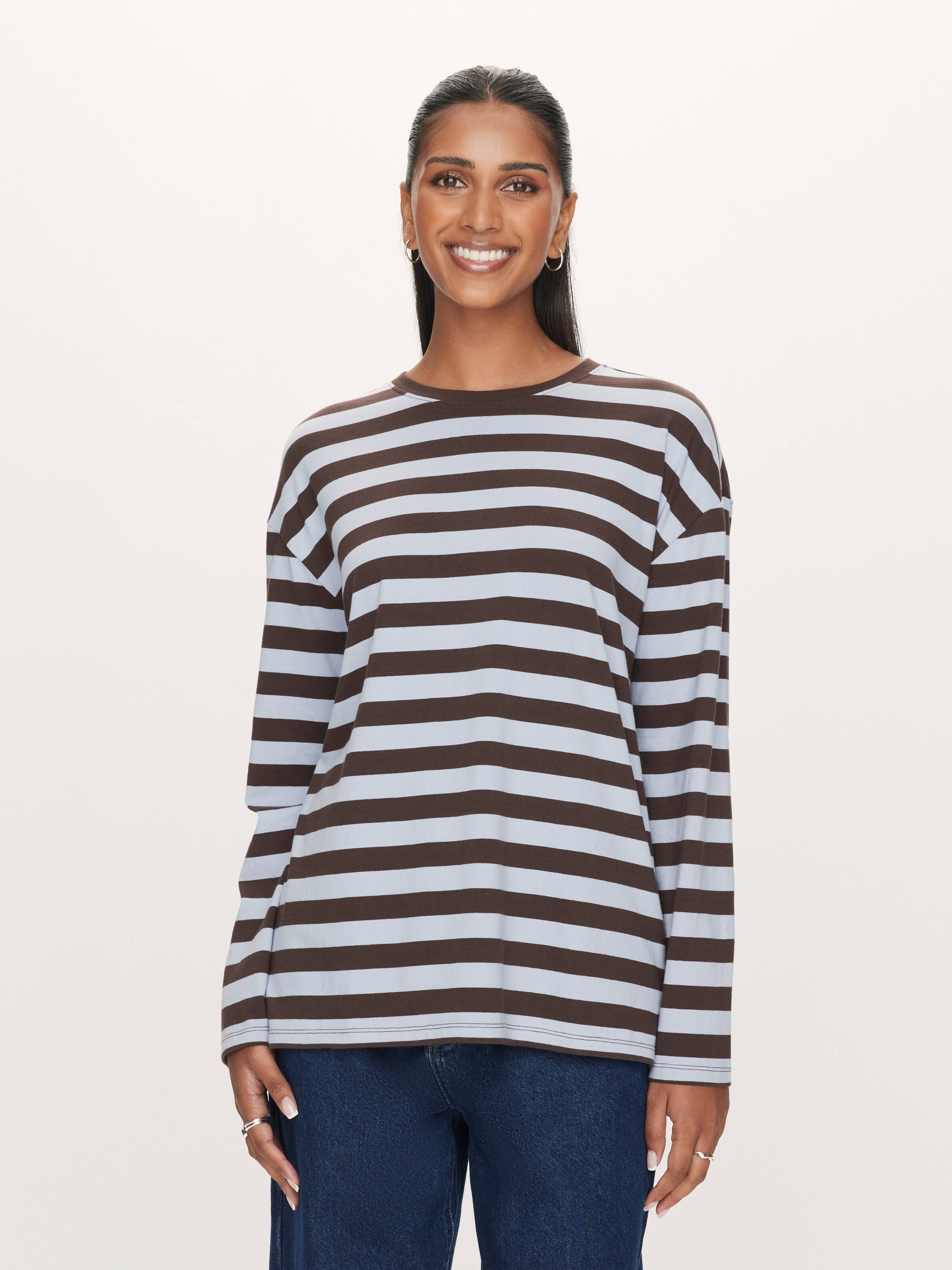 Essential Long Sleeve Tee