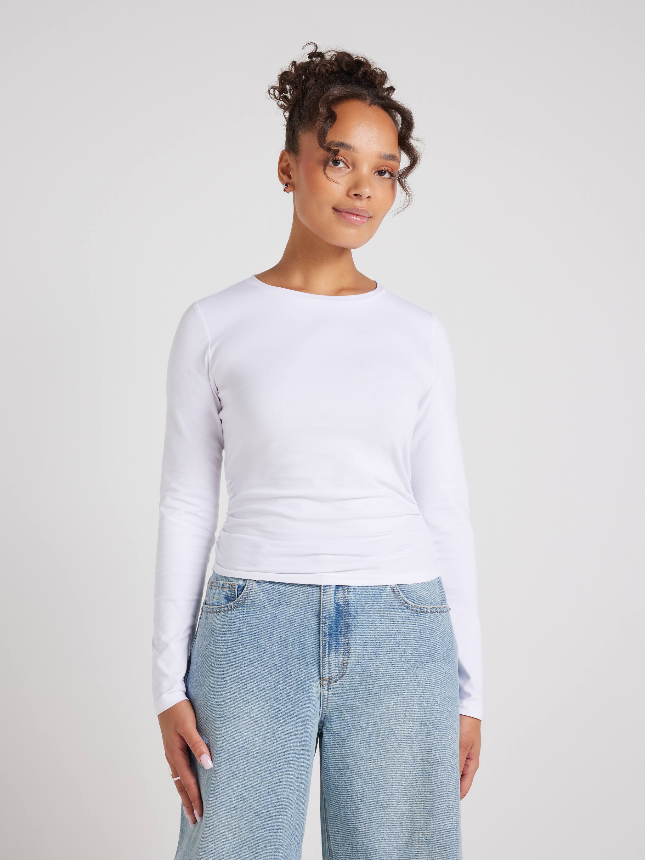 Crop Rouched Long Sleeve Top
