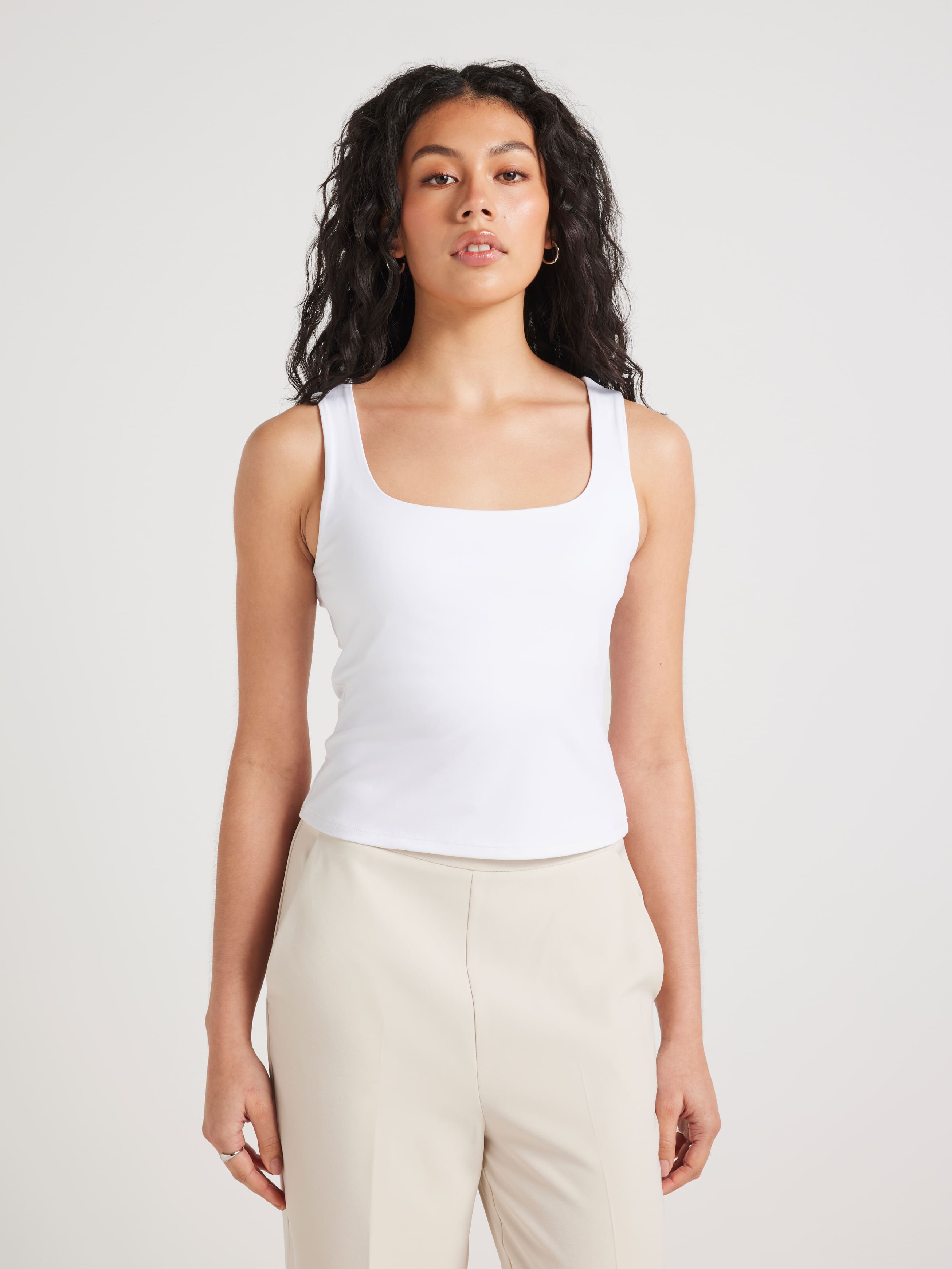 V Butter Soft Scoop Tank