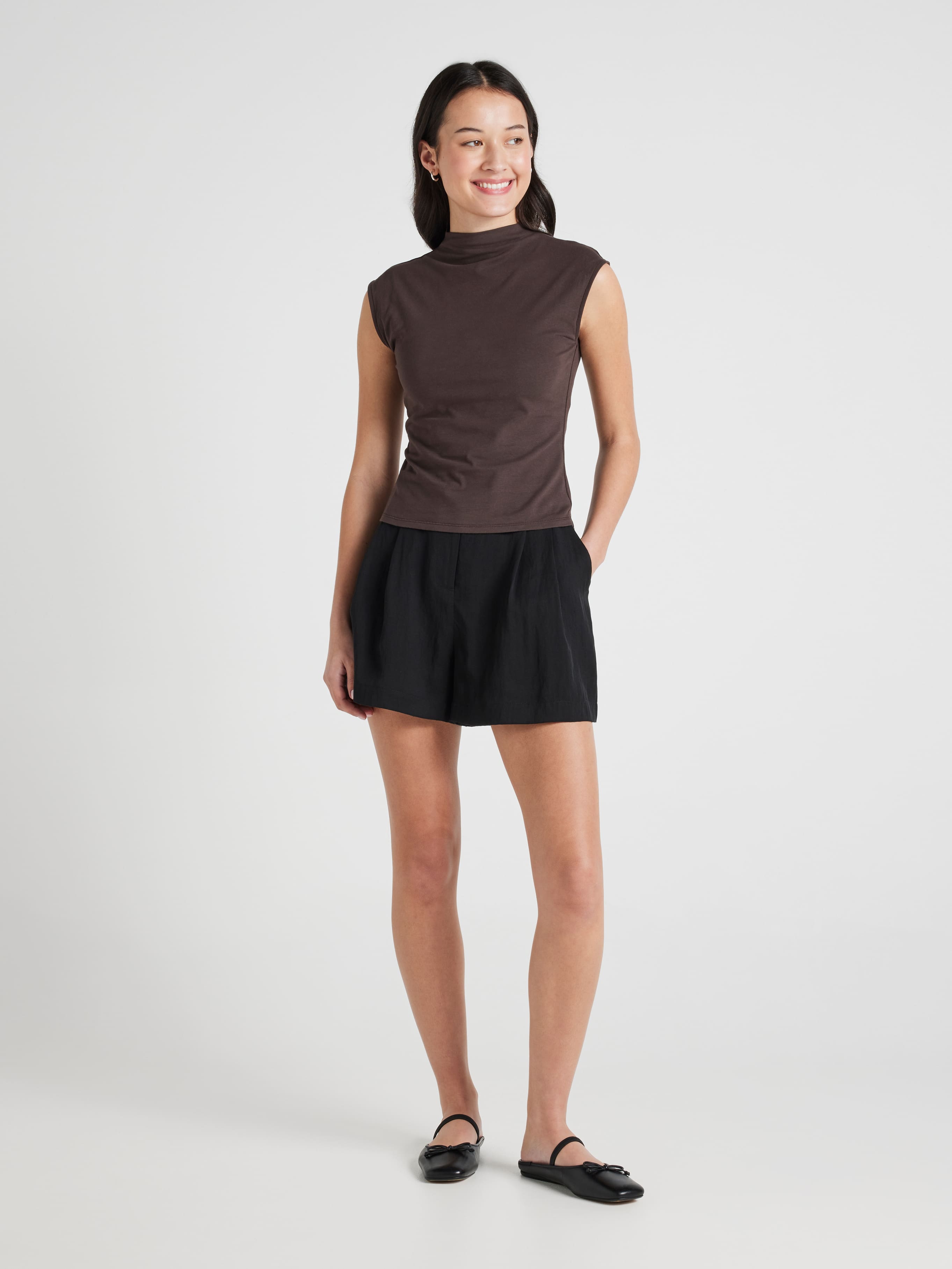 Ciara Tailored Short