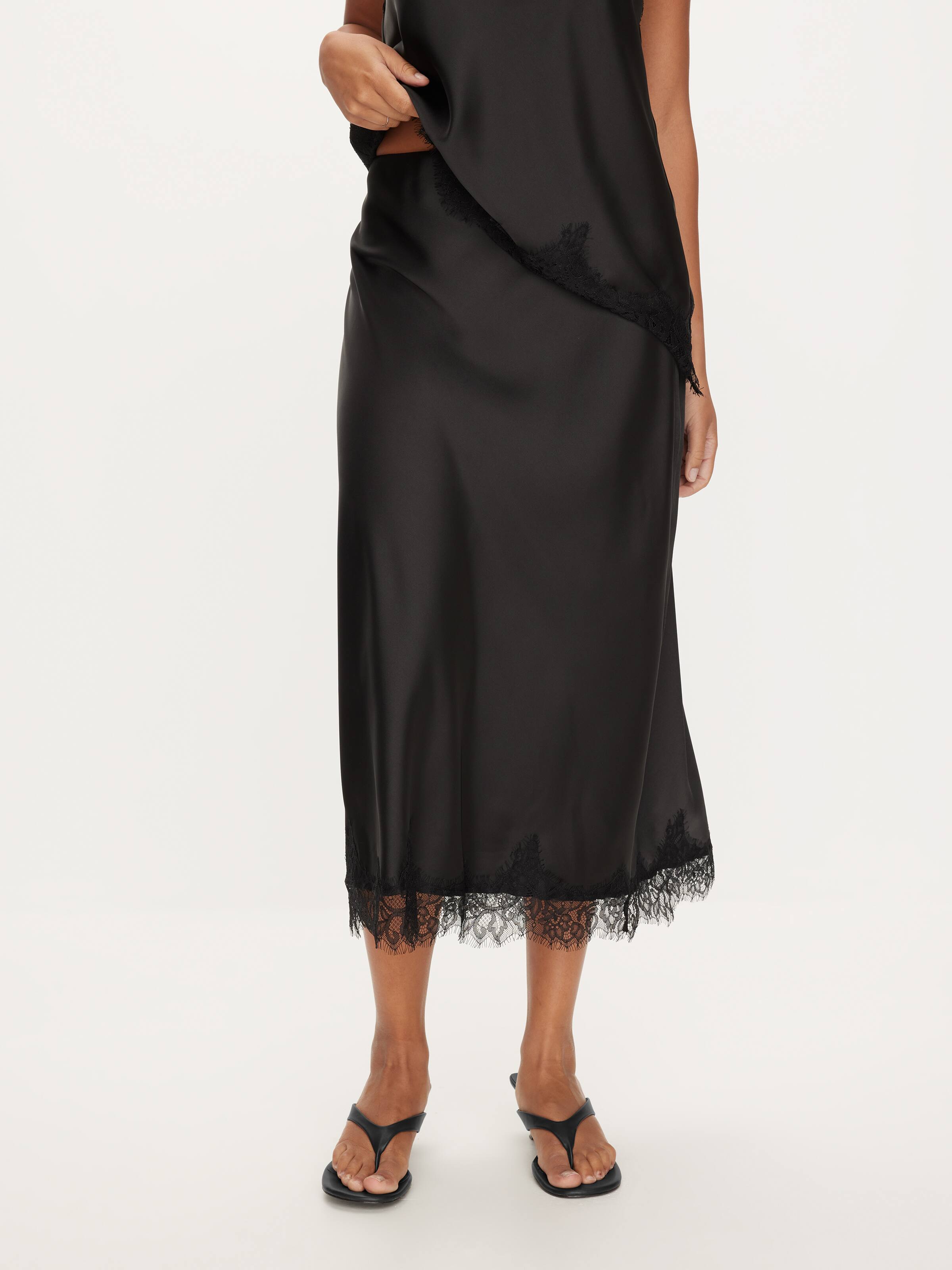 Lola Lace Trim Skirt