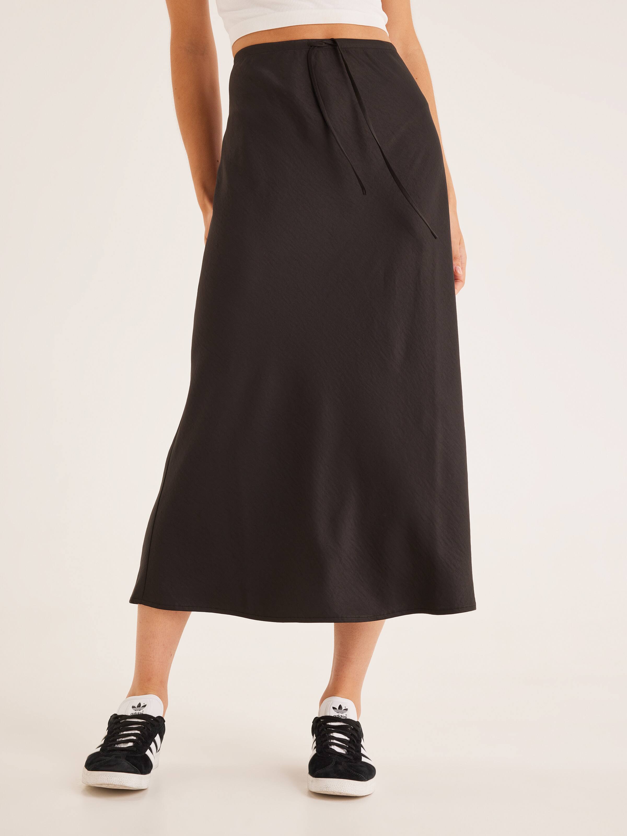 Satin midi skirt outlet dotti