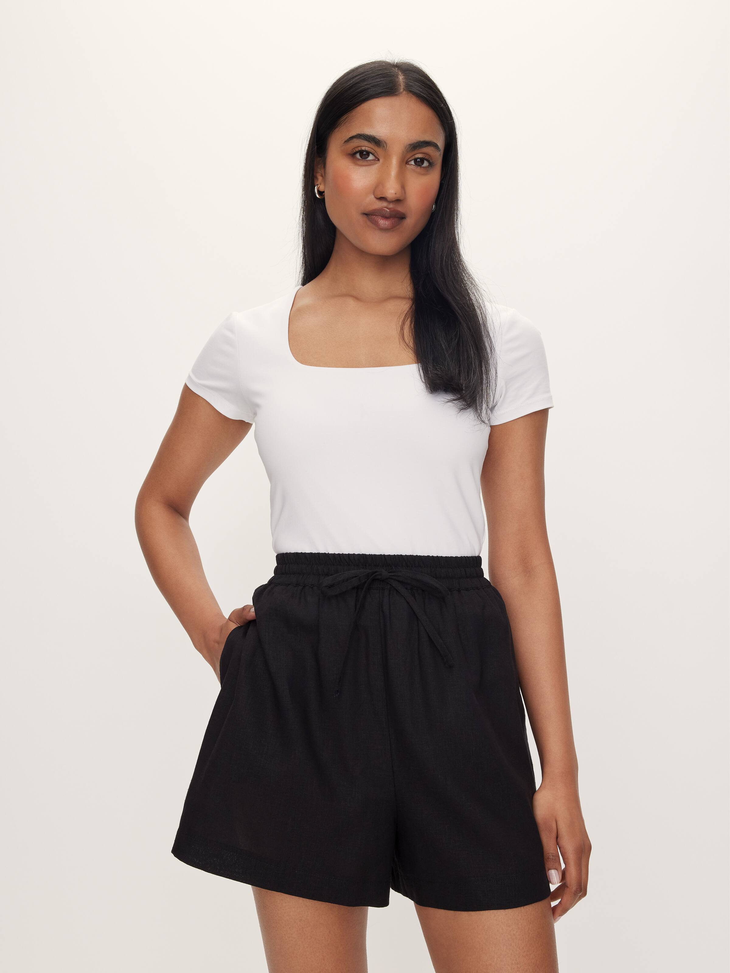 Carina Linen Blend Tie Front Short