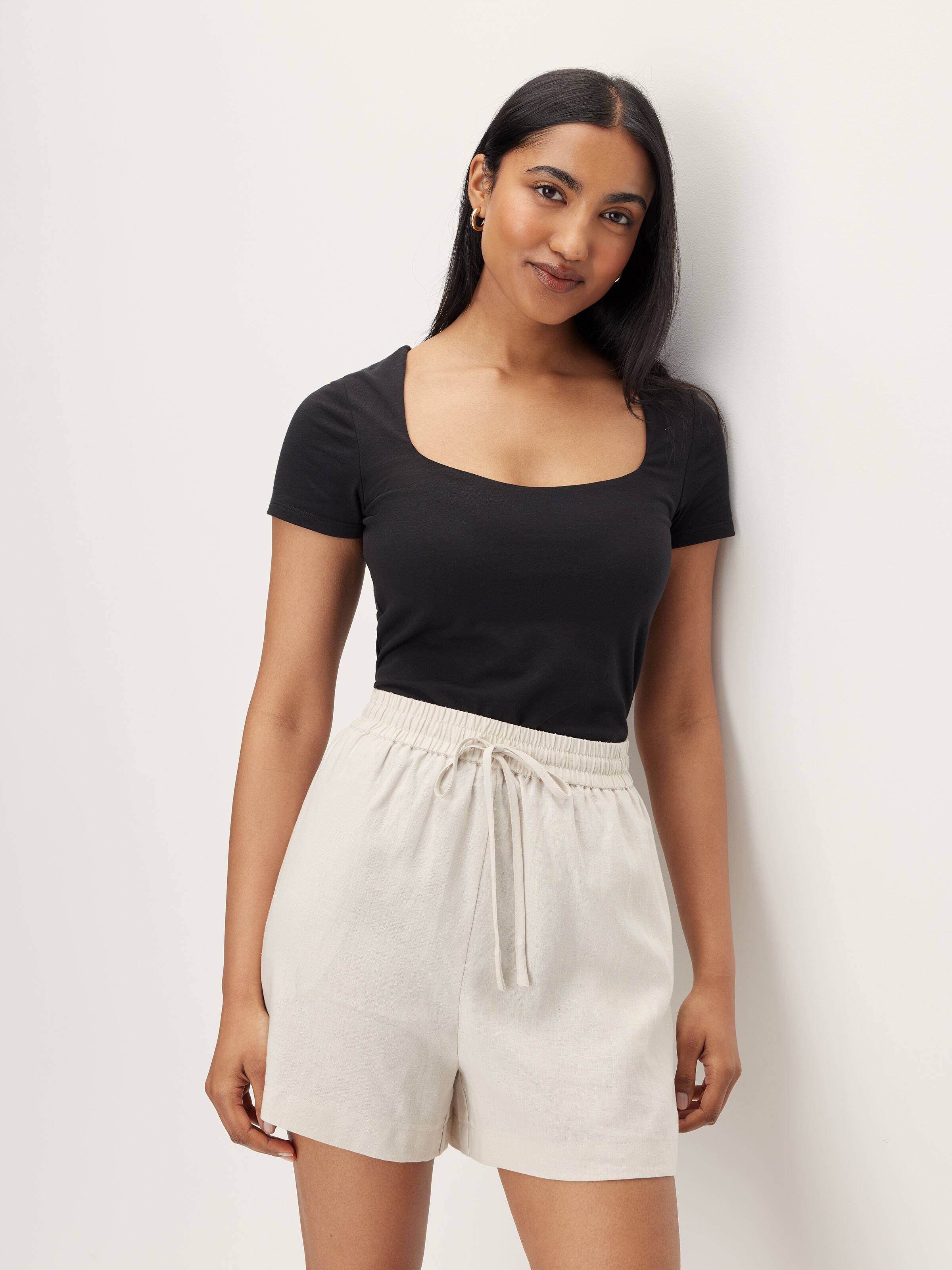 Carina Linen Blend Tie Front Short