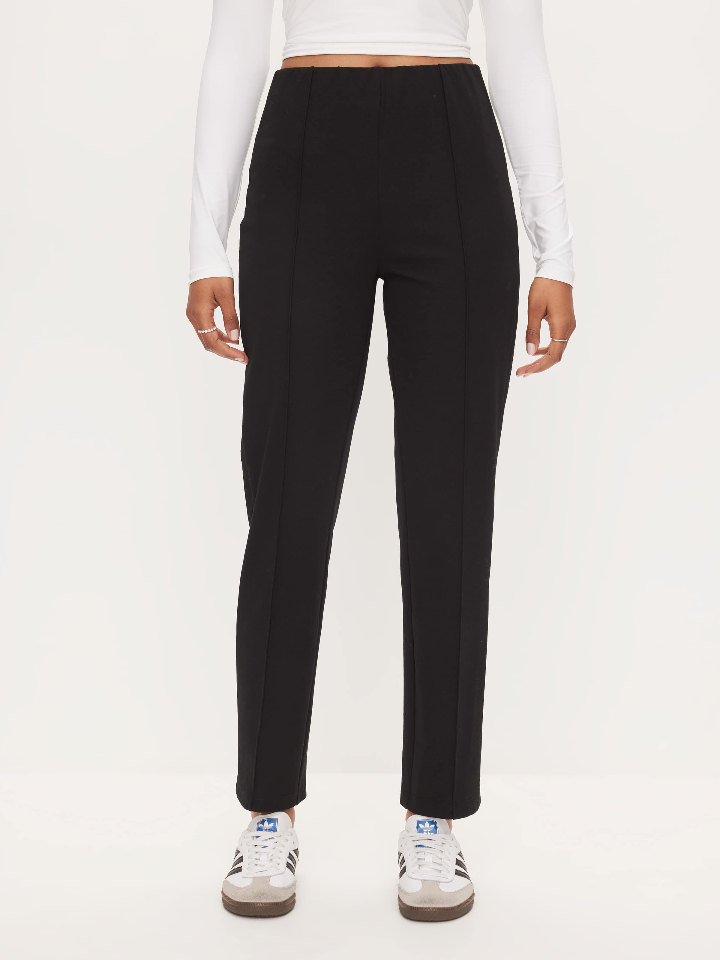 Side Stripe Knit Leg