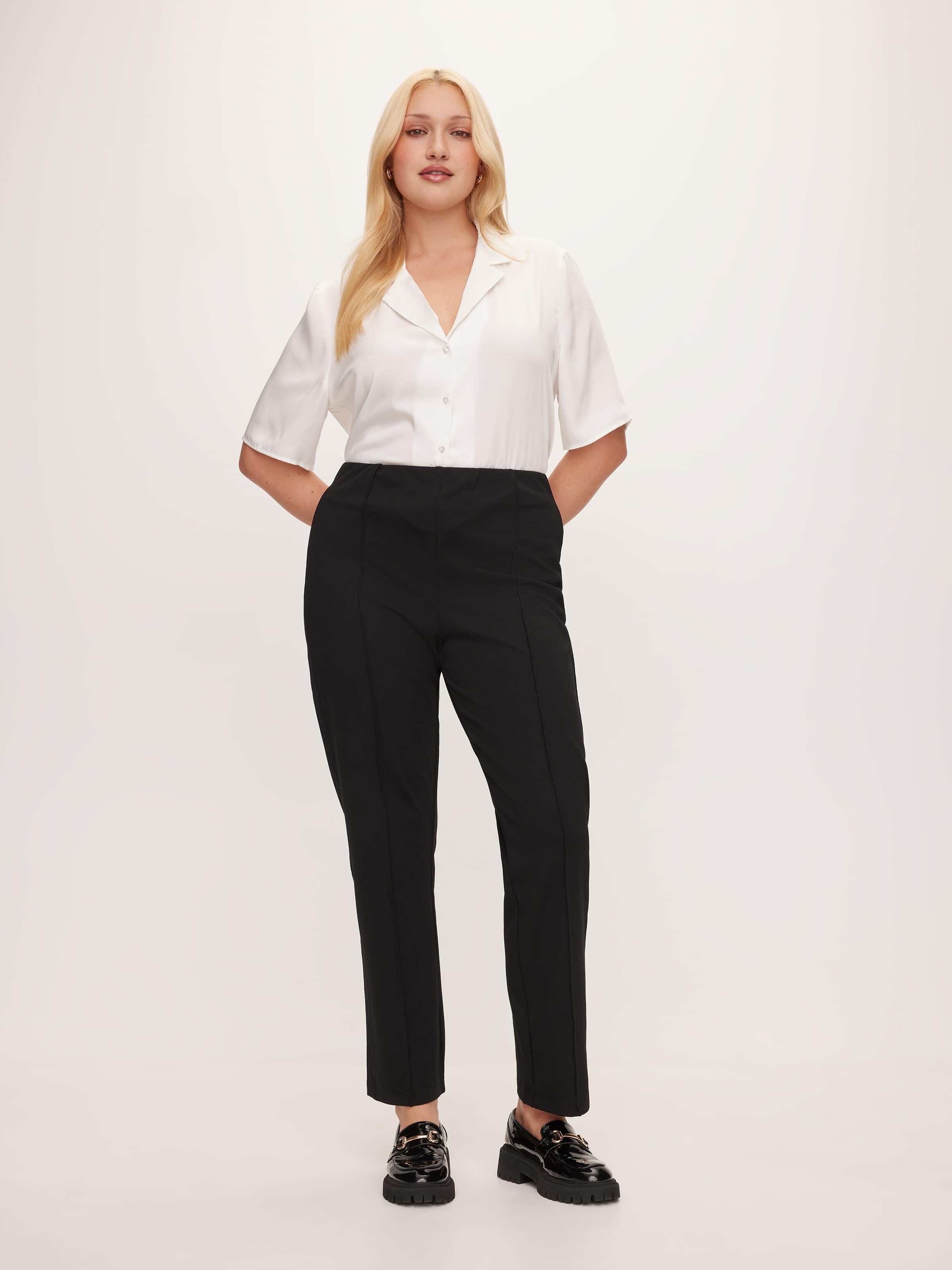 Side Stripe Knit Leg