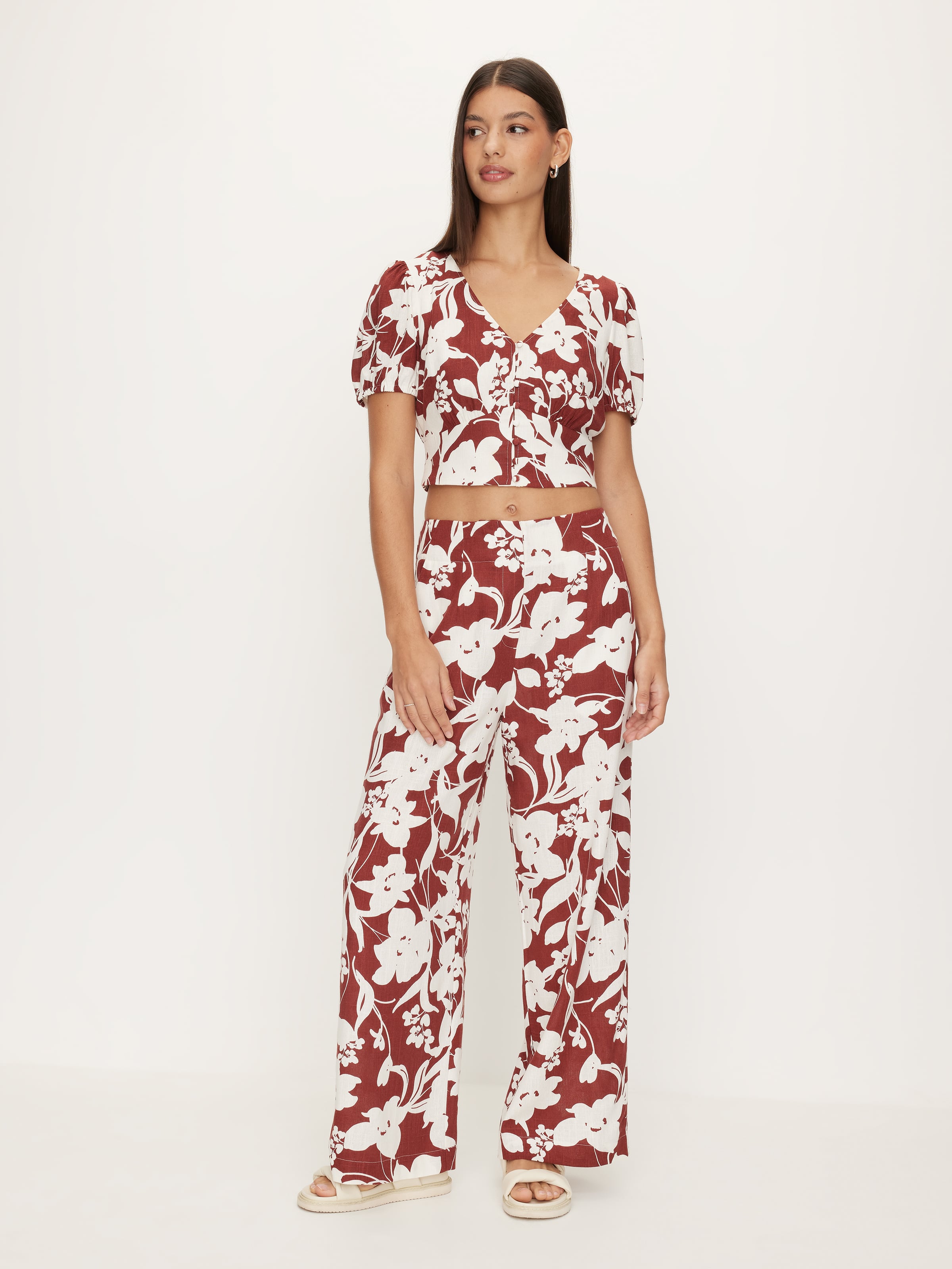 Annie Pant
