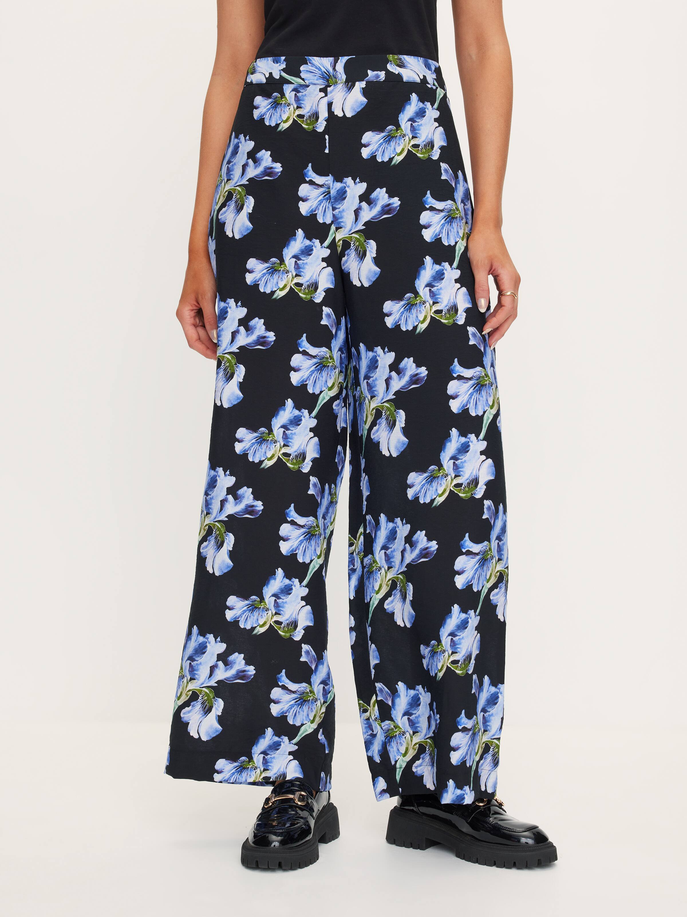 Tiana Wide Leg Pant