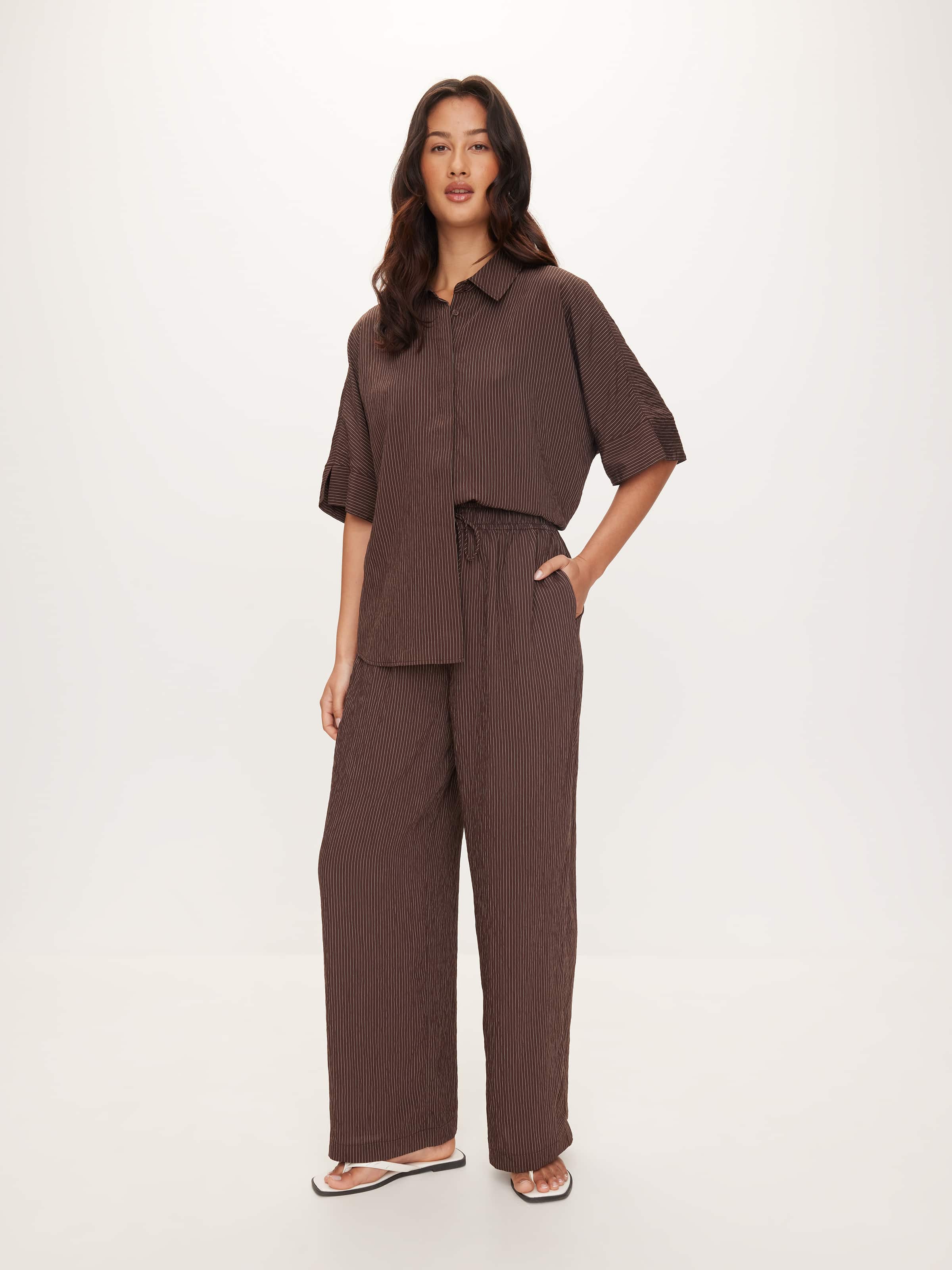 Lily Crinkle Pant