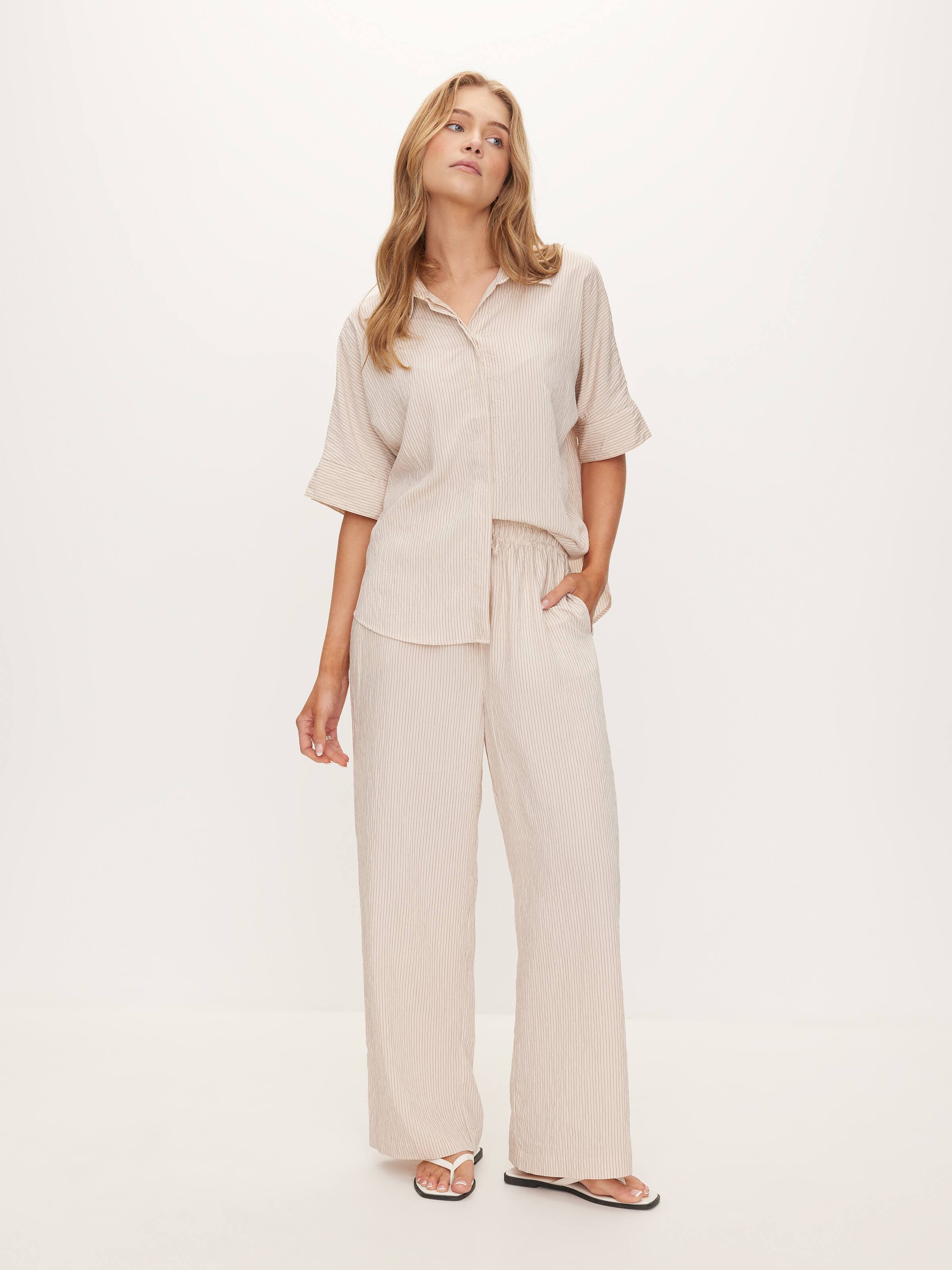 Lily Crinkle Pant