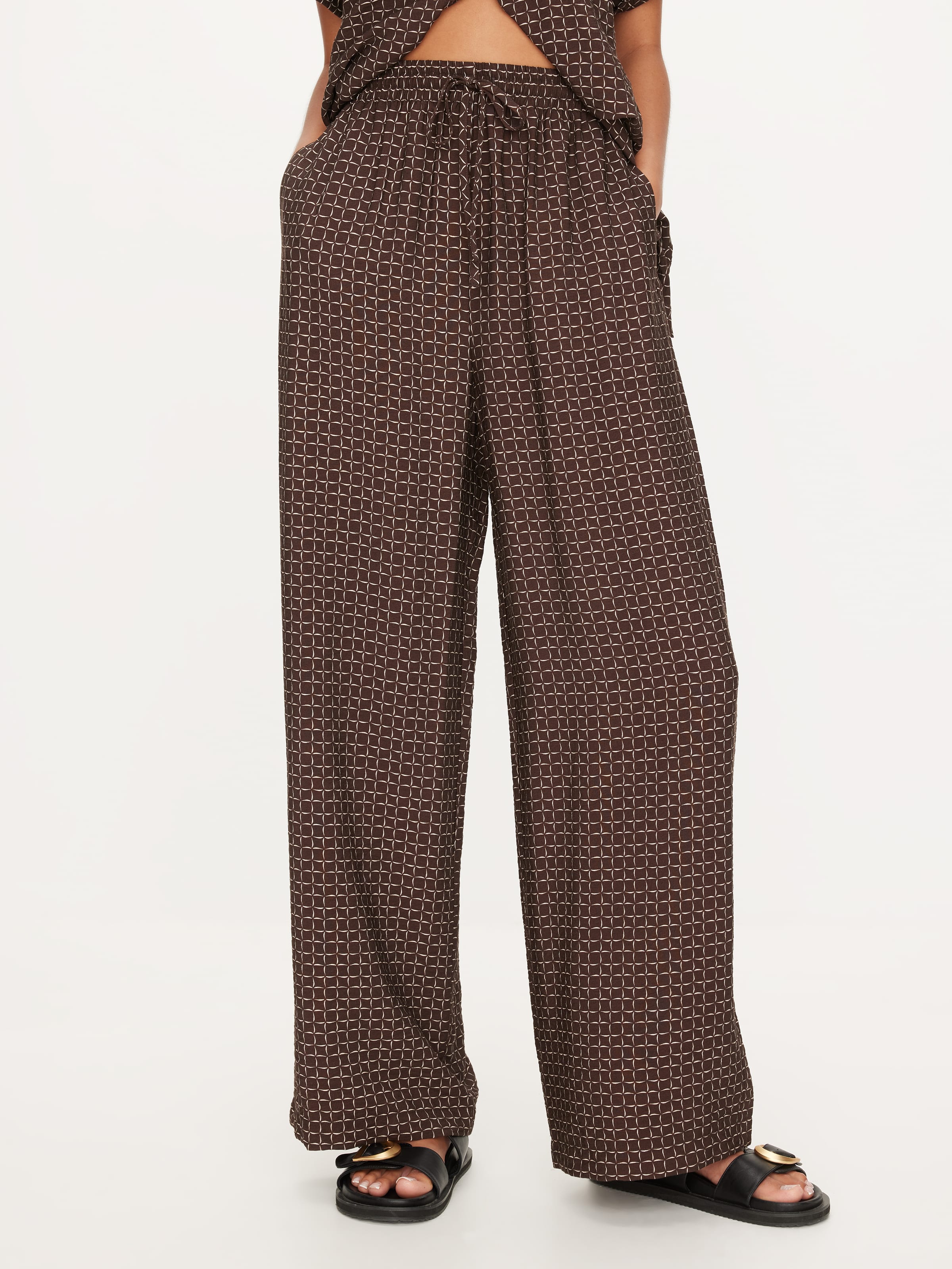 Tina Textured Straight Leg Pant