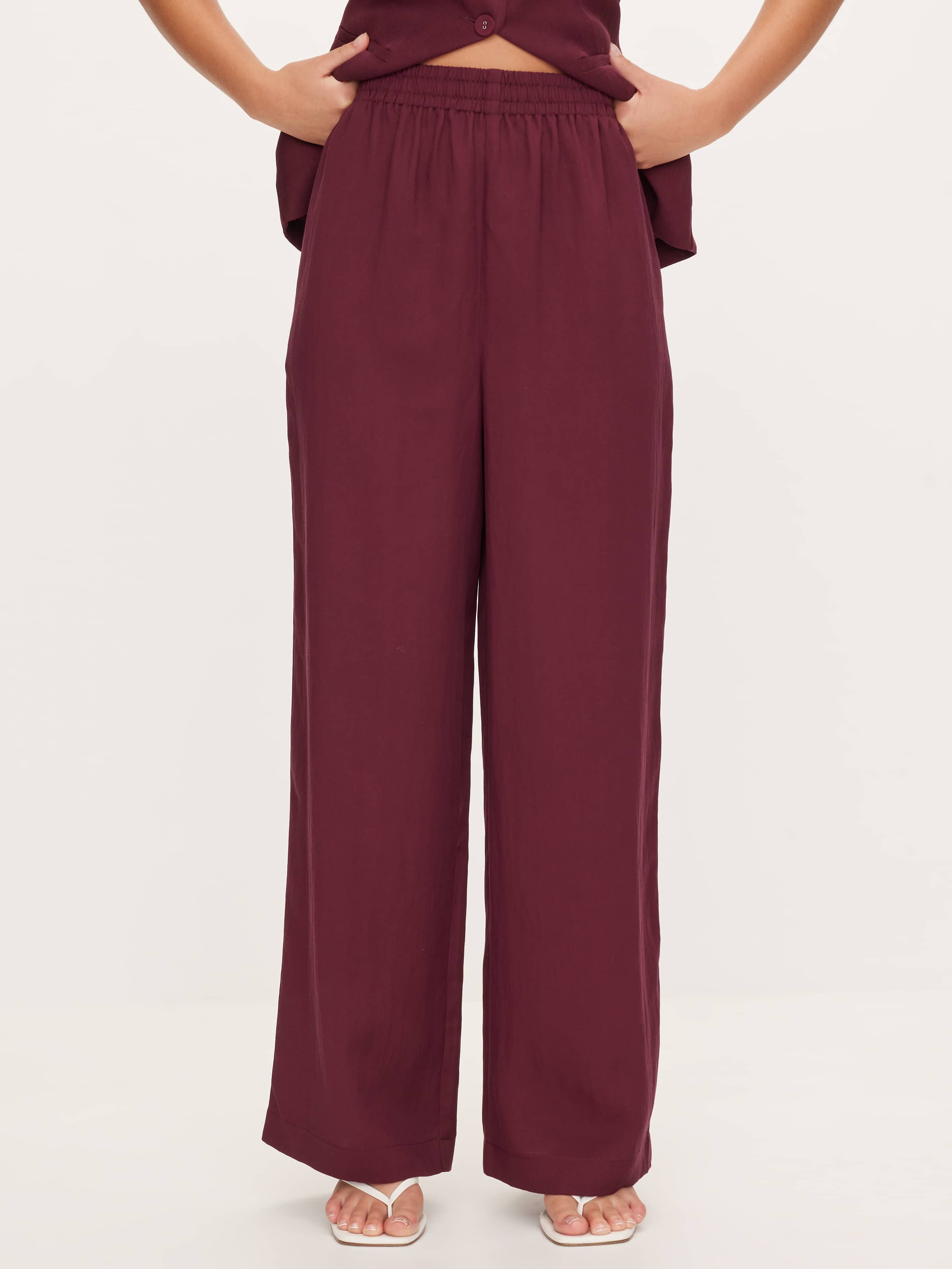 Camellia Pull On Pant