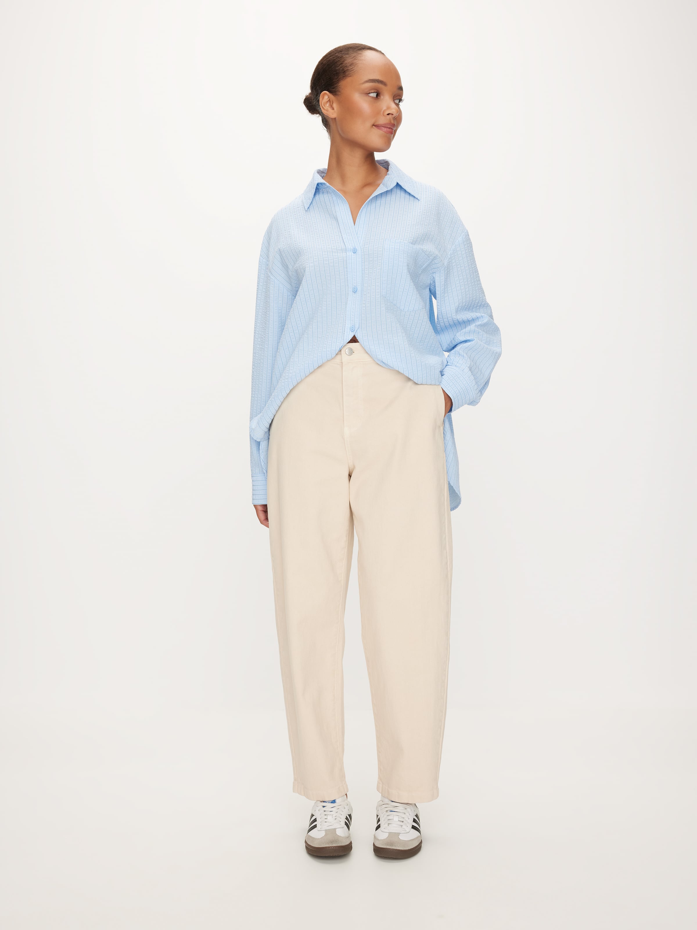 Betty Barrel Leg Pant