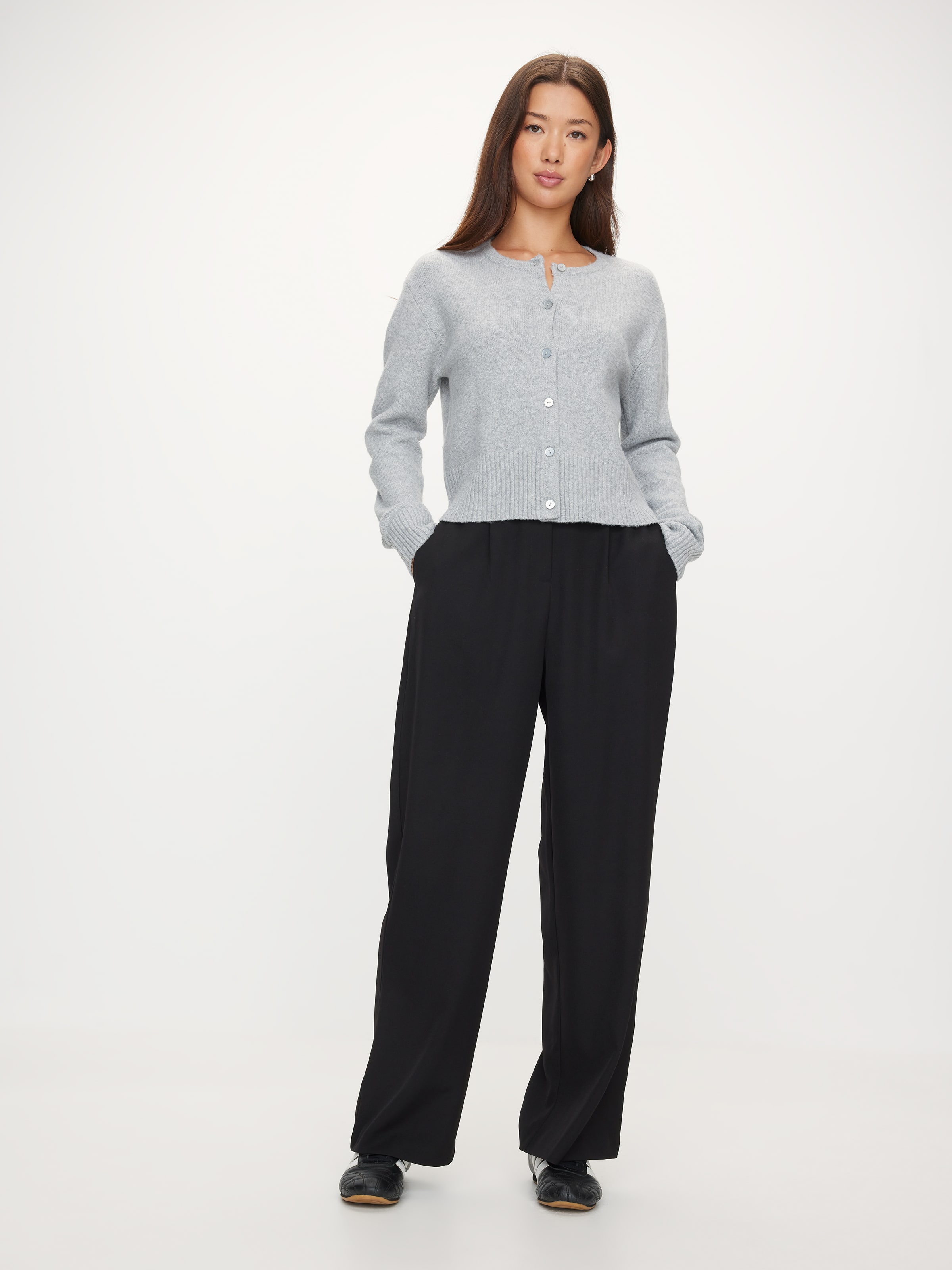 Wintour Straight Leg