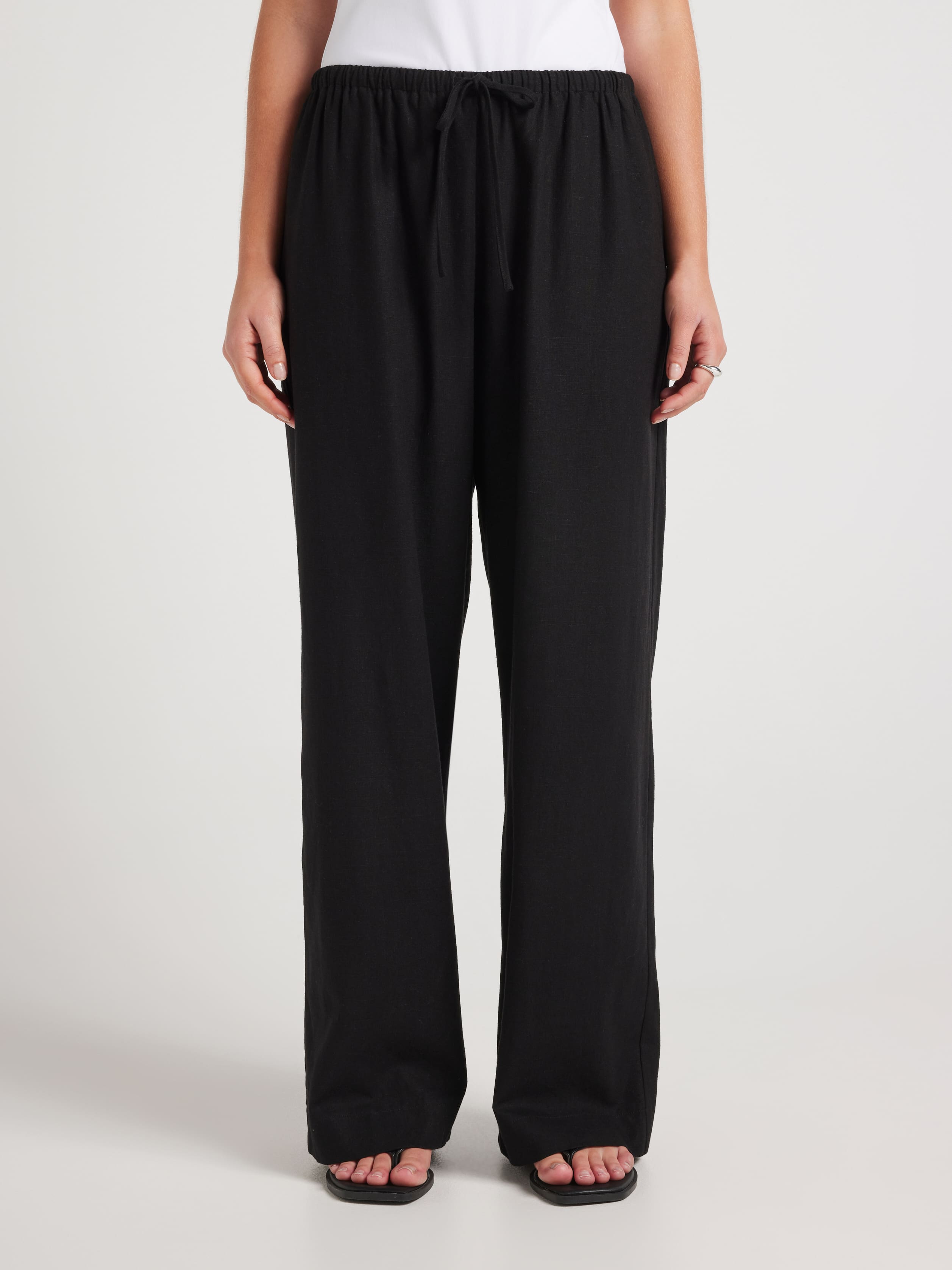 Posy Linen Blend Wide Leg Pant