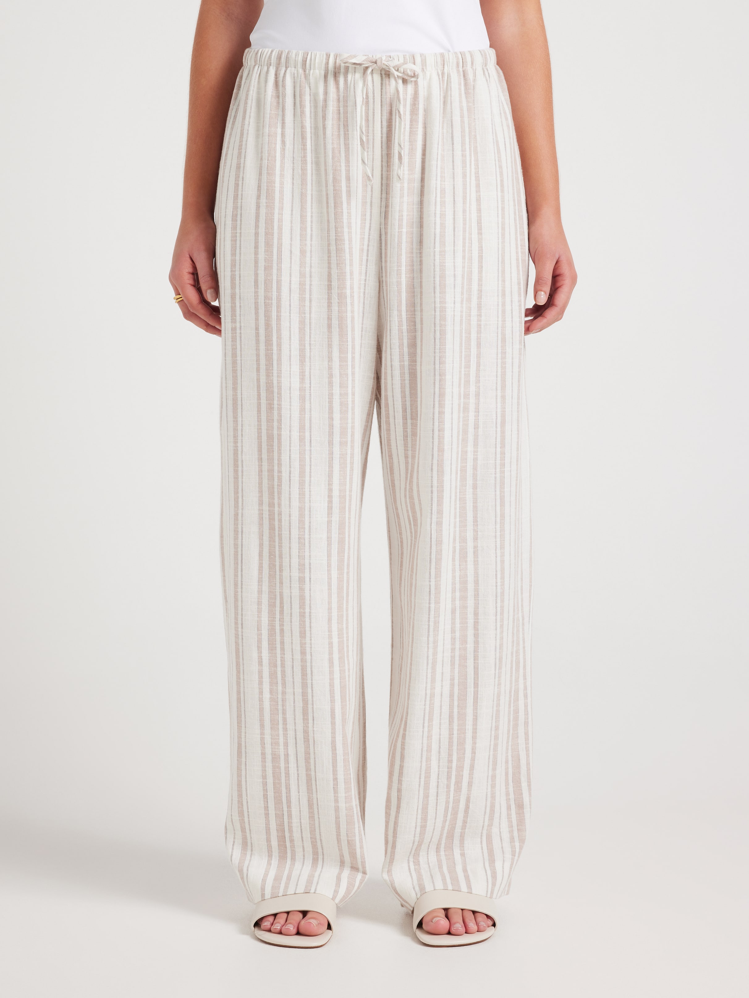 Posy Linen Blend Wide Leg Pant