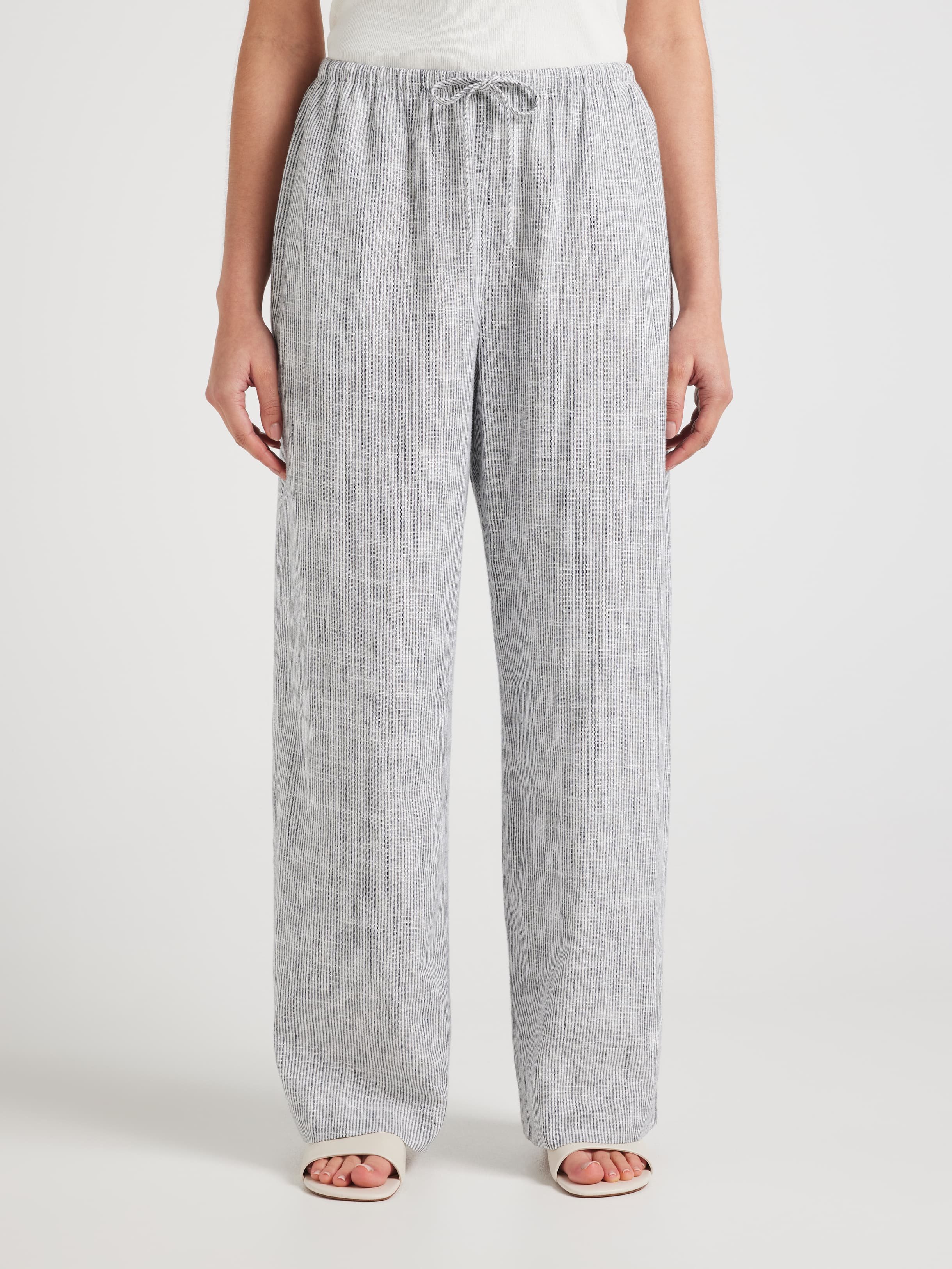Posy Linen Blend Wide Leg Pant