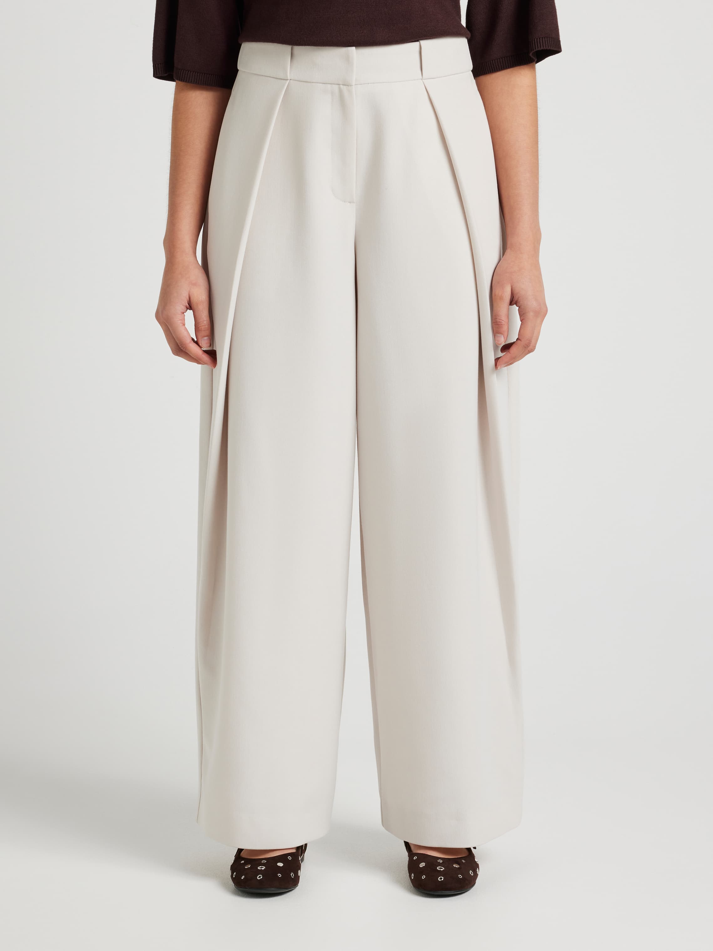 Winona Envelope Pleated Pant