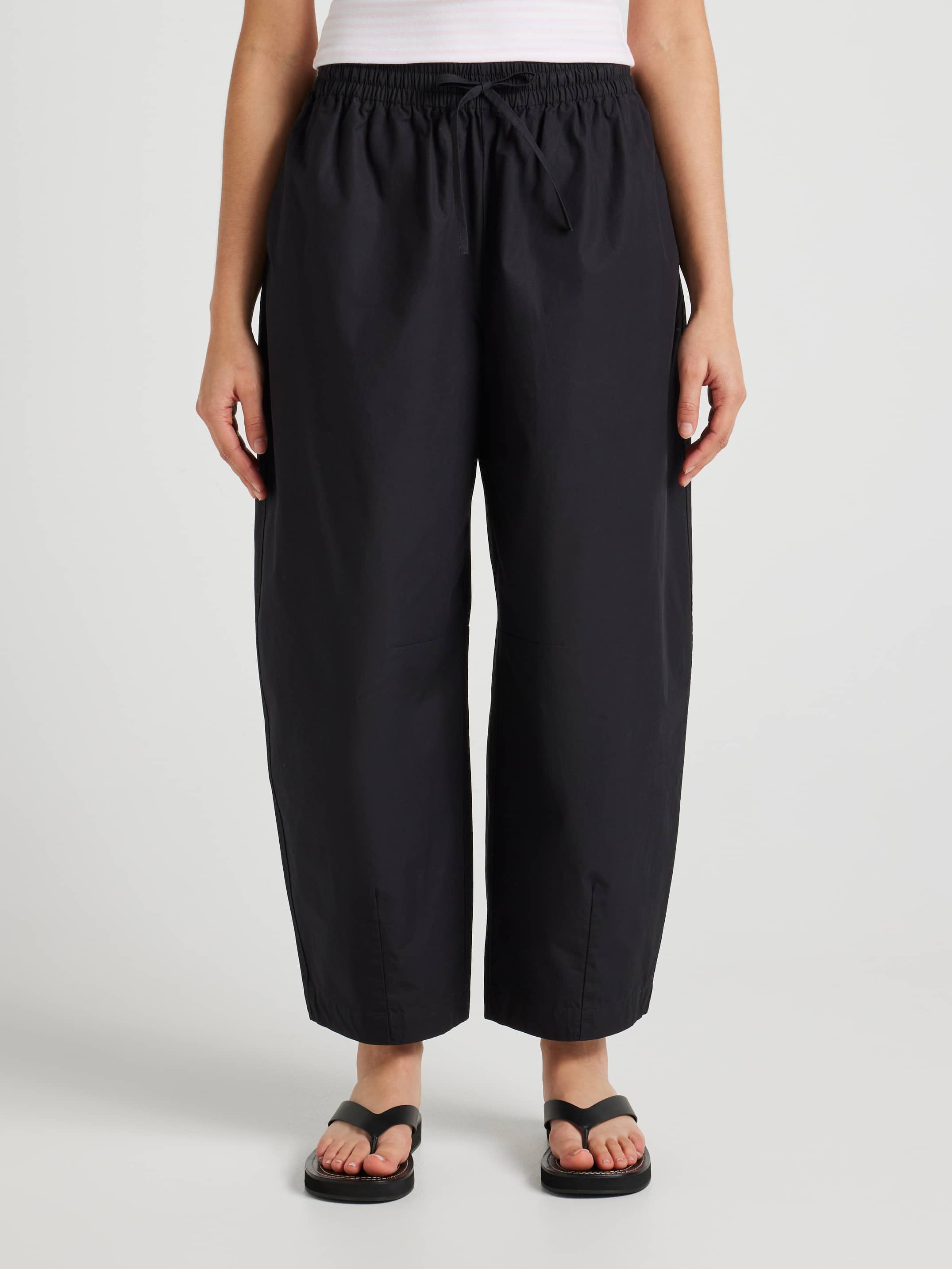 Addie Barrel Pant