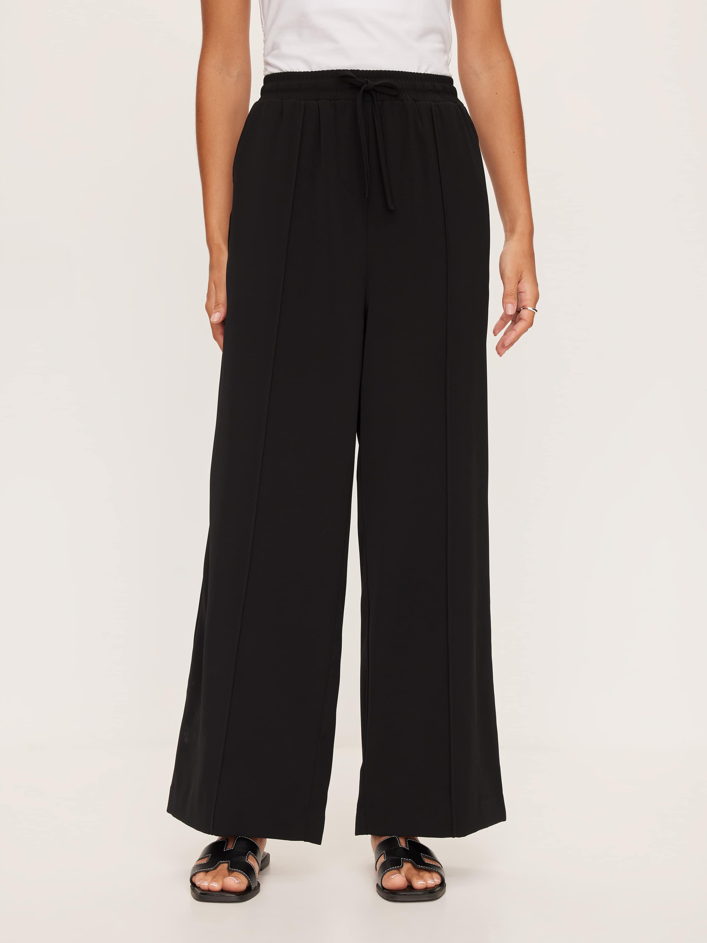Serena Pintuck Pant