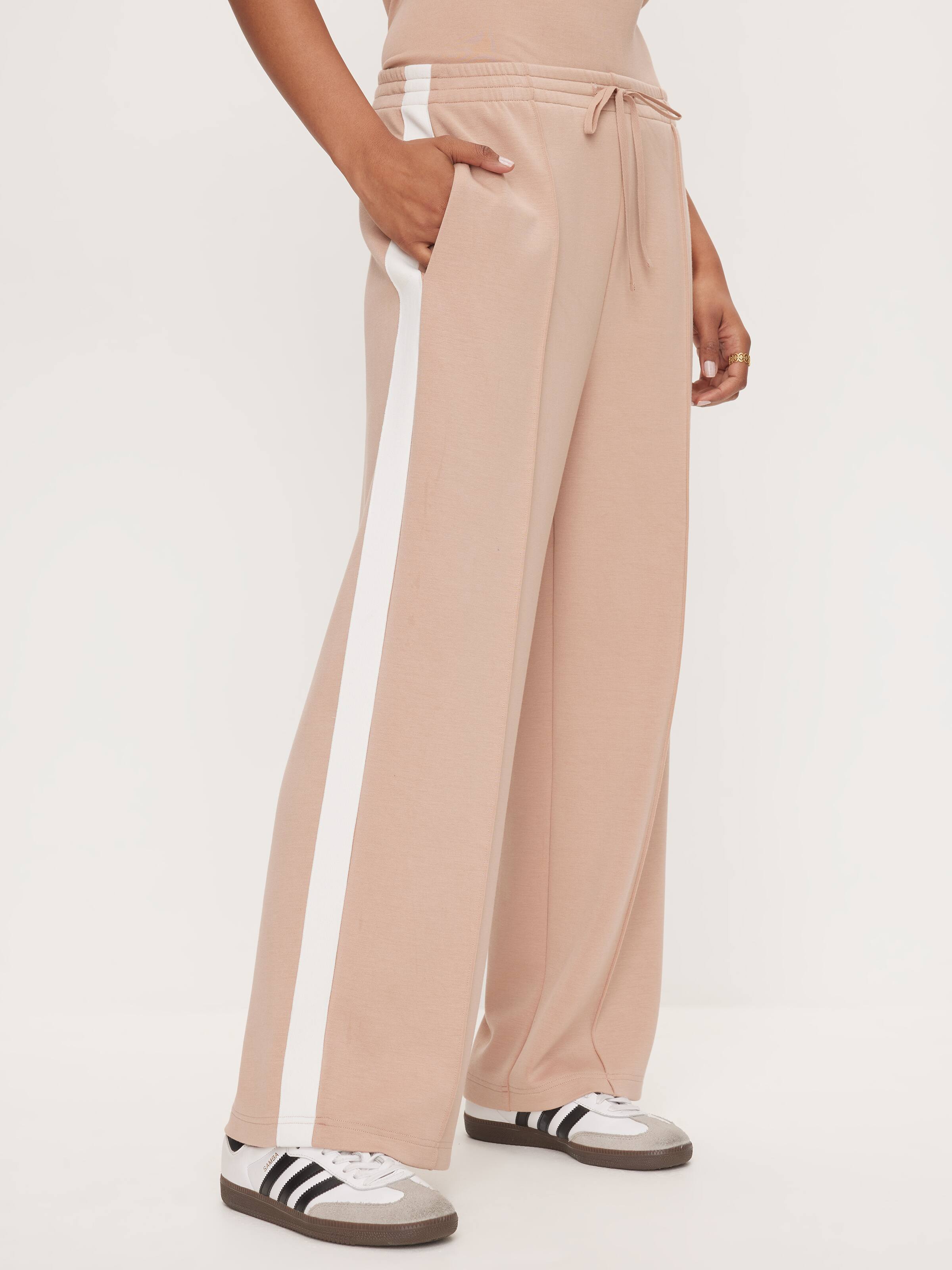 Sierra Soft Touch Jogger