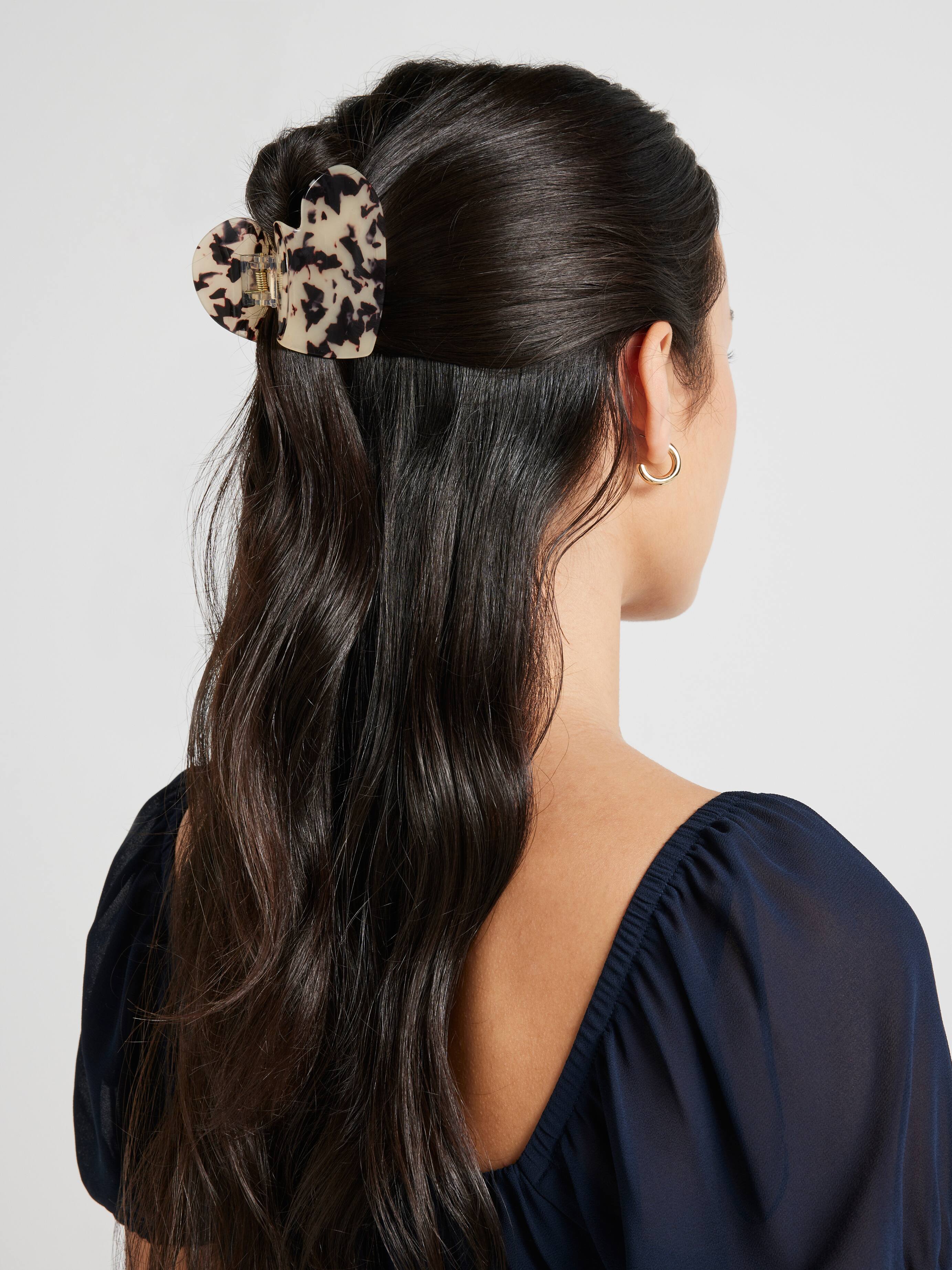 Heart Hair Claw